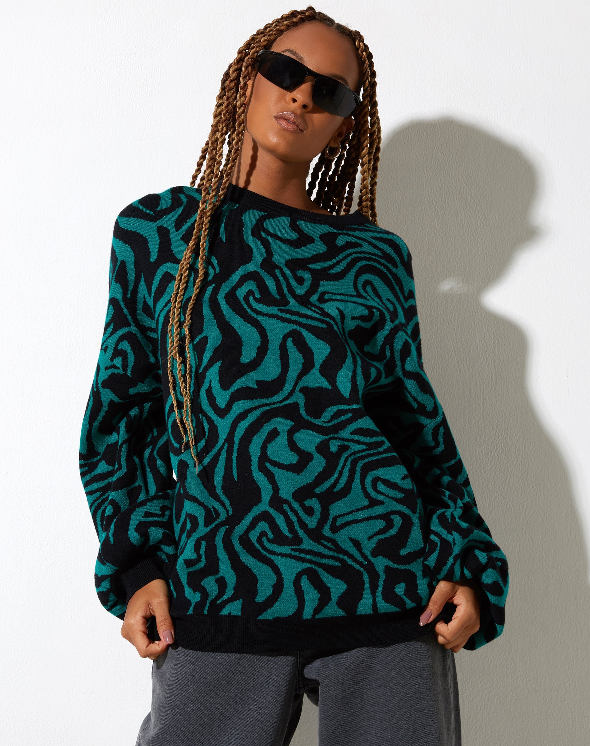 Image of Mably Pullover in Jagged Swirl Grün und Schwarz