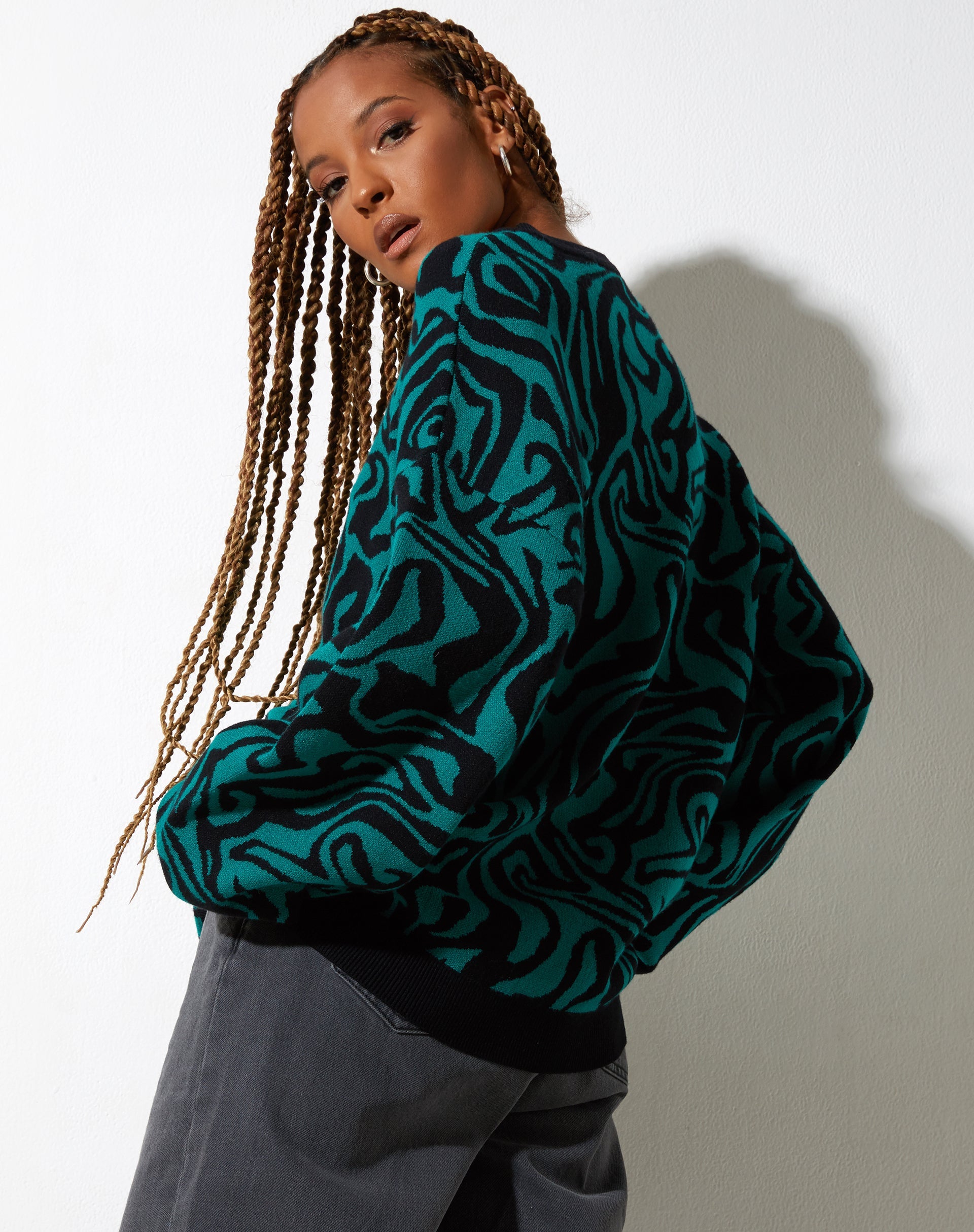 Image of Mably Pullover in Jagged Swirl Grün und Schwarz