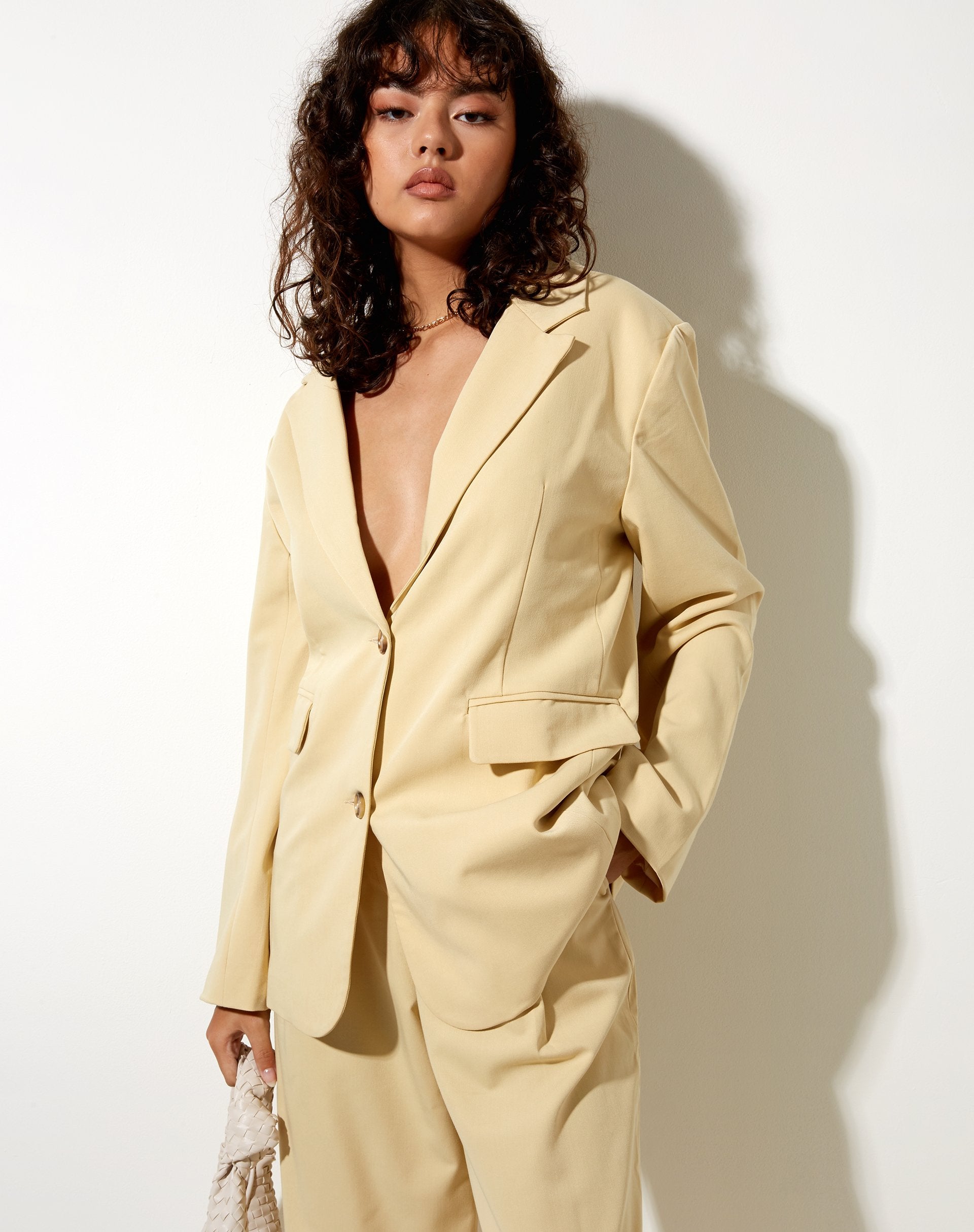 Bild von Maiwa Blazer in Buttercreme