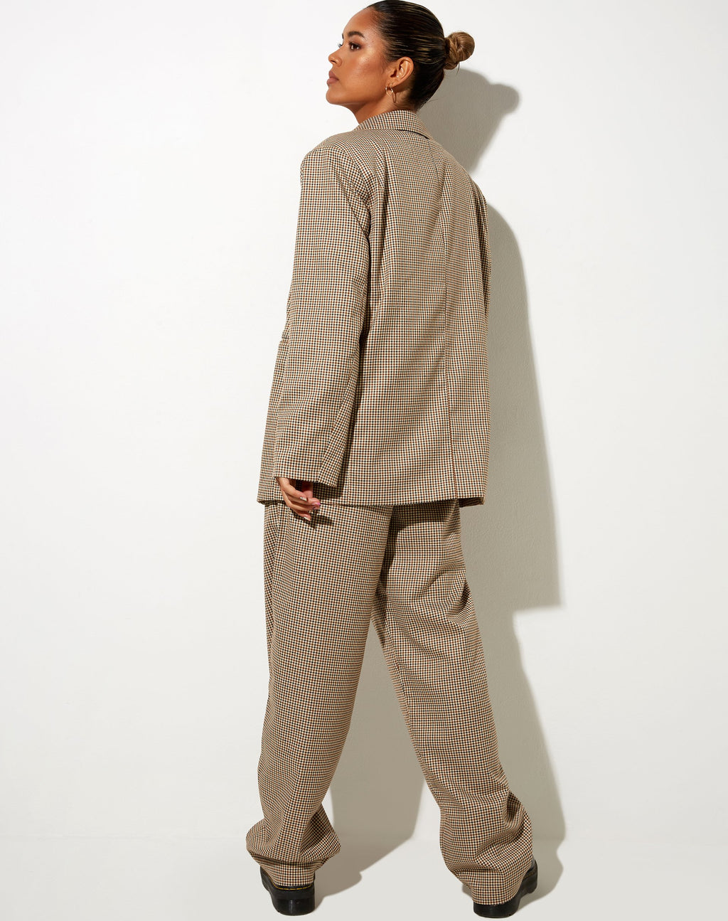 Sakila-Hose in kleinem Karo Braun