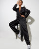 Image der Sakila-Hose aus schwarzem Satin