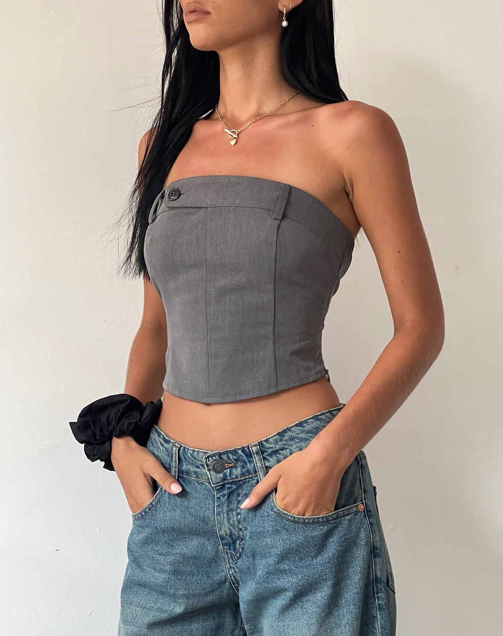 Manaf Gürtel Detail Korsett Top in Tailoring Charcoal