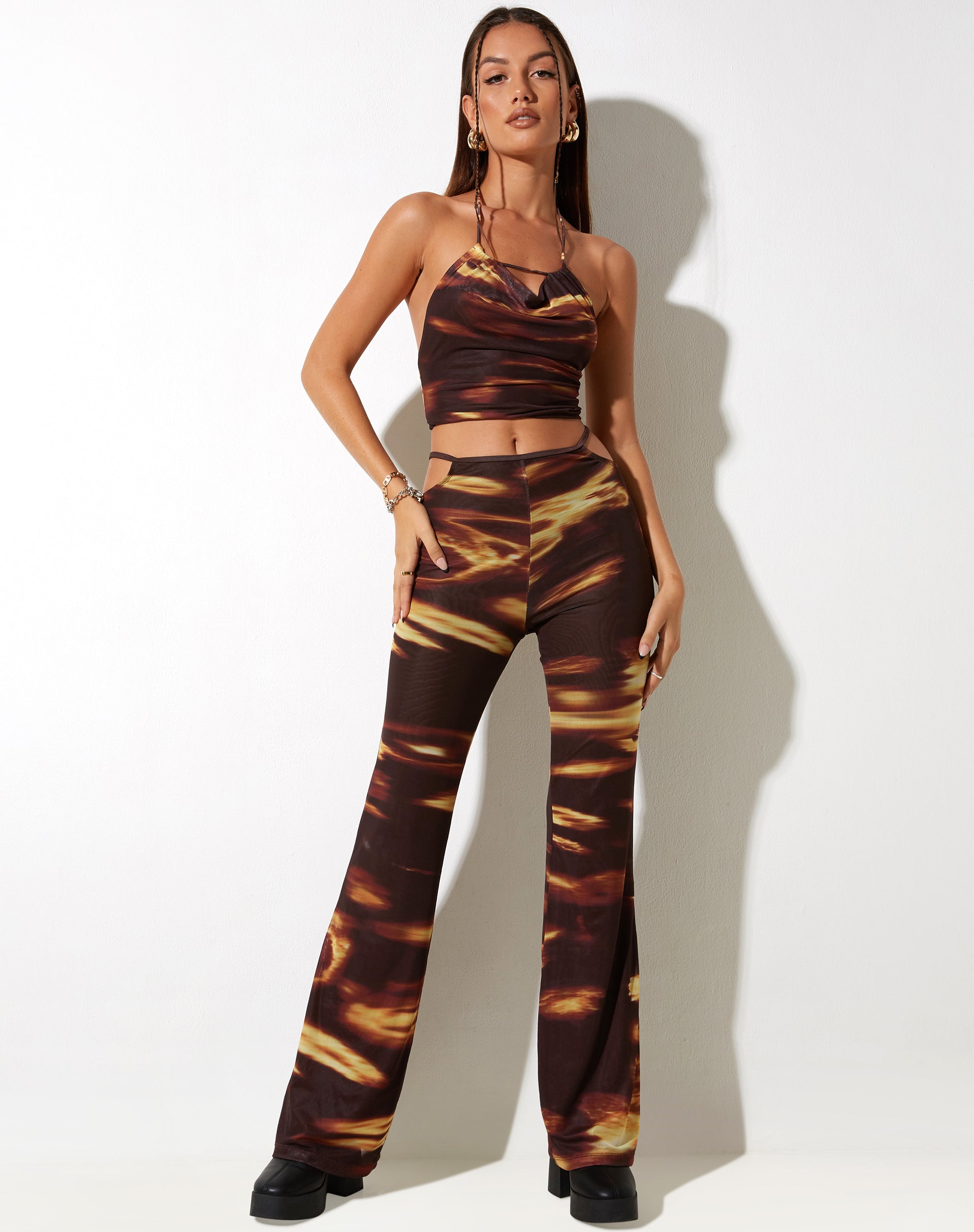 Bild von MOTEL X IRIS Mares Flare Hose in Bleach Drip