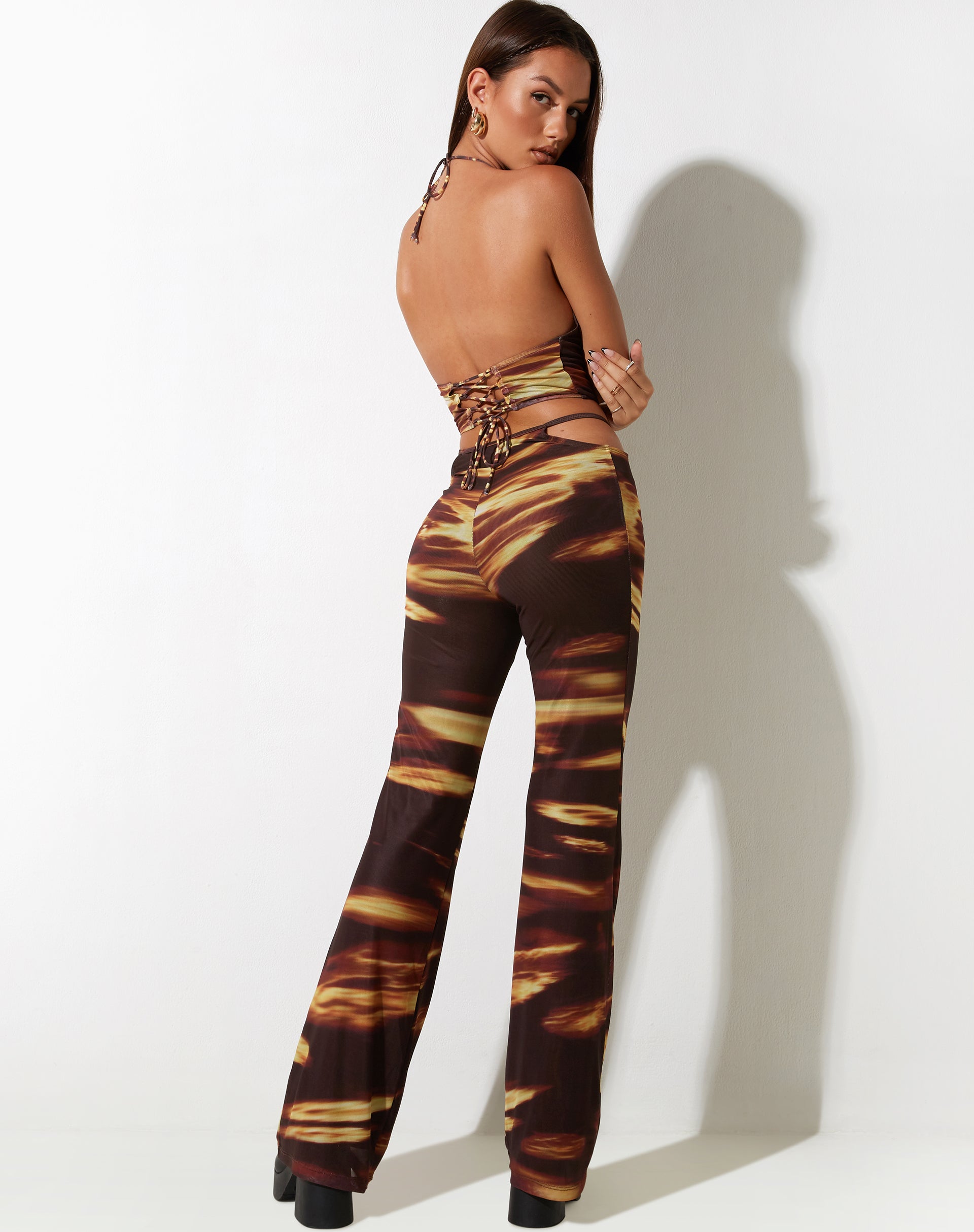 Bild von MOTEL X IRIS Mares Flare Hose in Bleach Drip