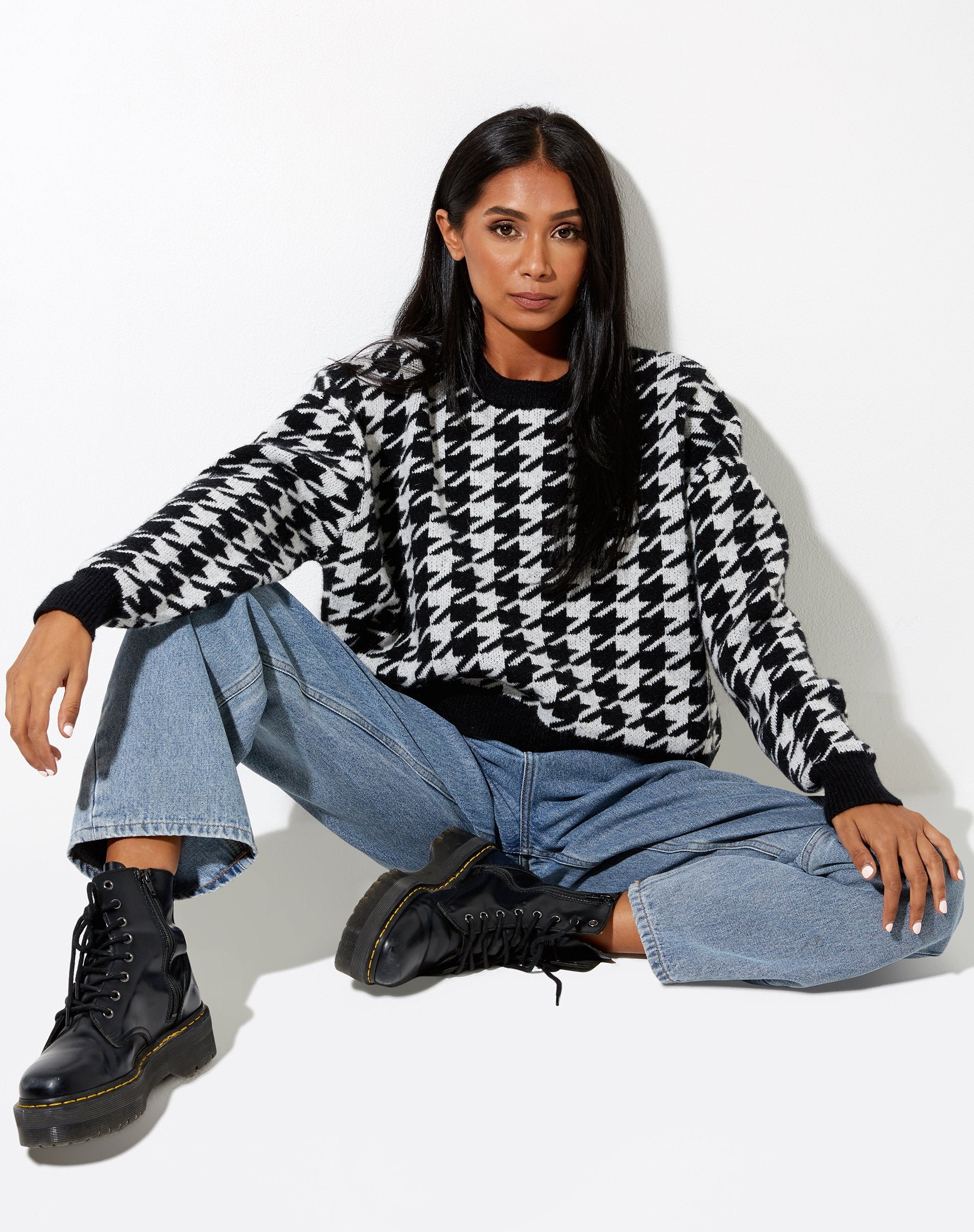 Image of Margo Pullover aus gestricktem Hahnentritt Schwarz und Elfenbein