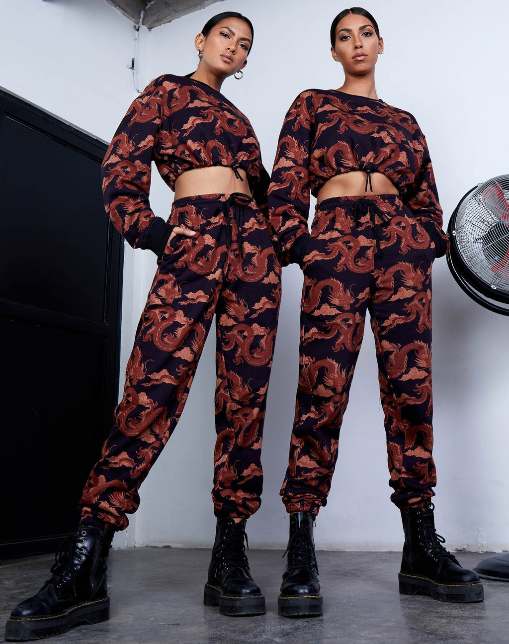 Basta Jogger in Orange mit Drachenmuster