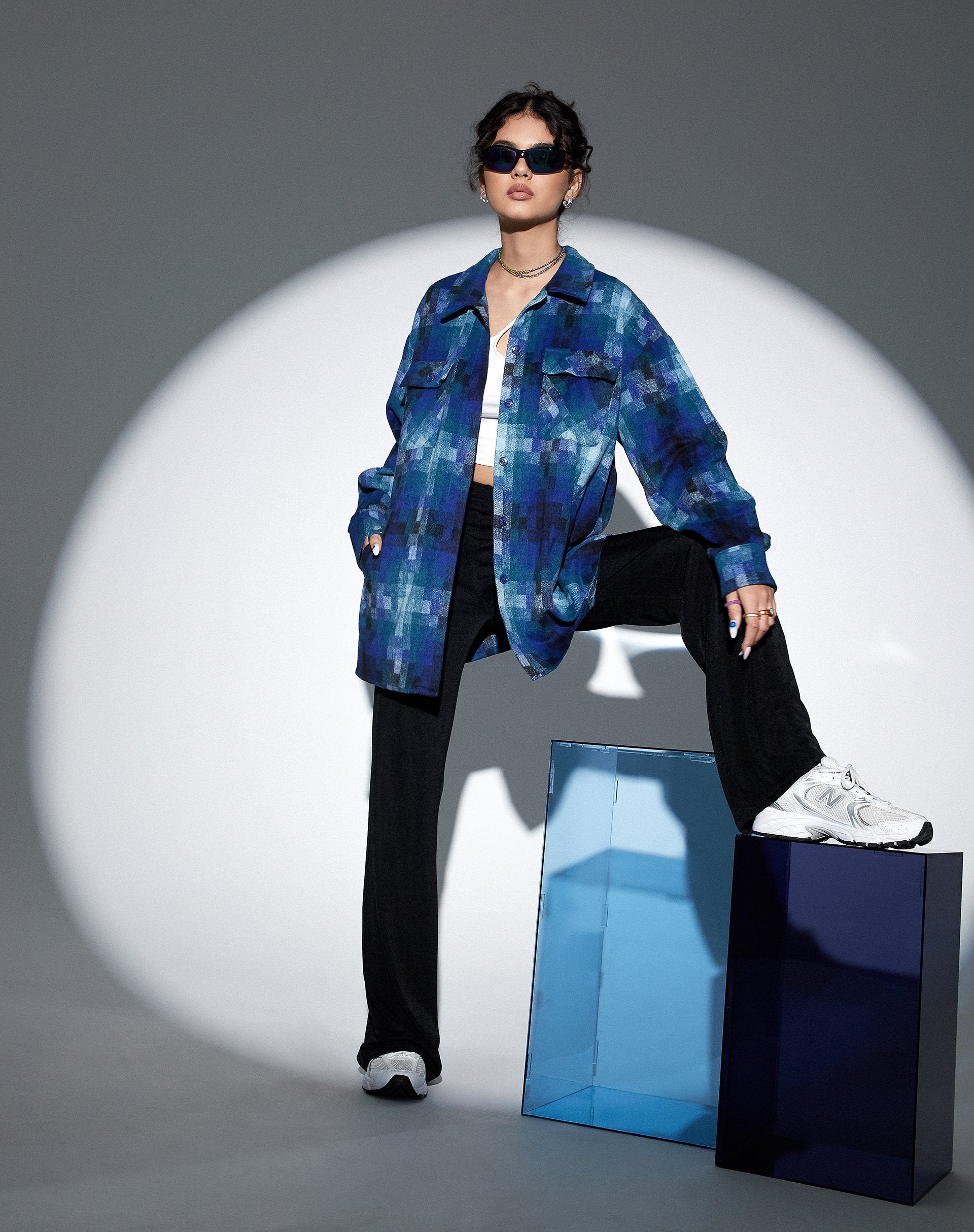 Bild von MOTEL X OLIVIA NEILL Medita Hemd in Karo Blau