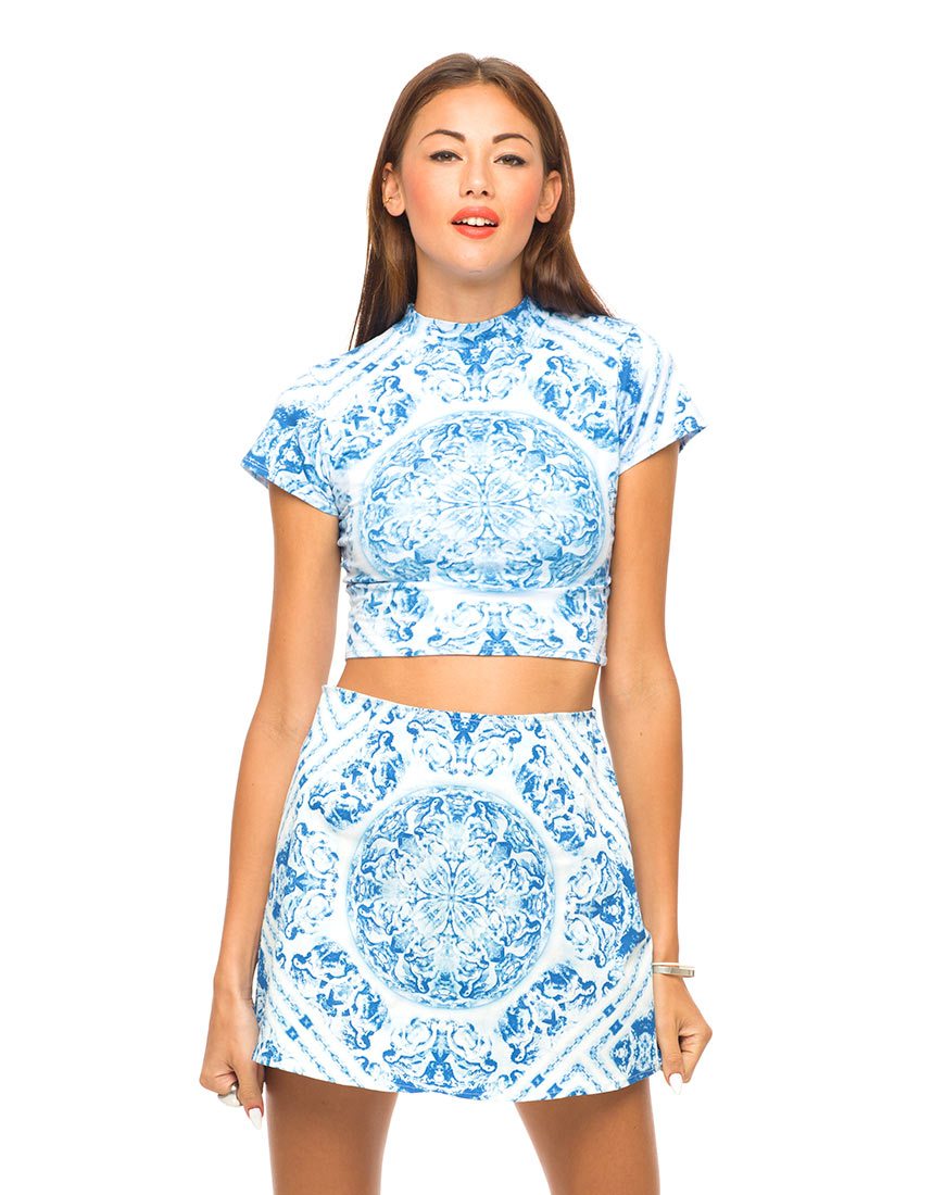 Motel Mindy Rollkragen Crop Top in Blau Venus