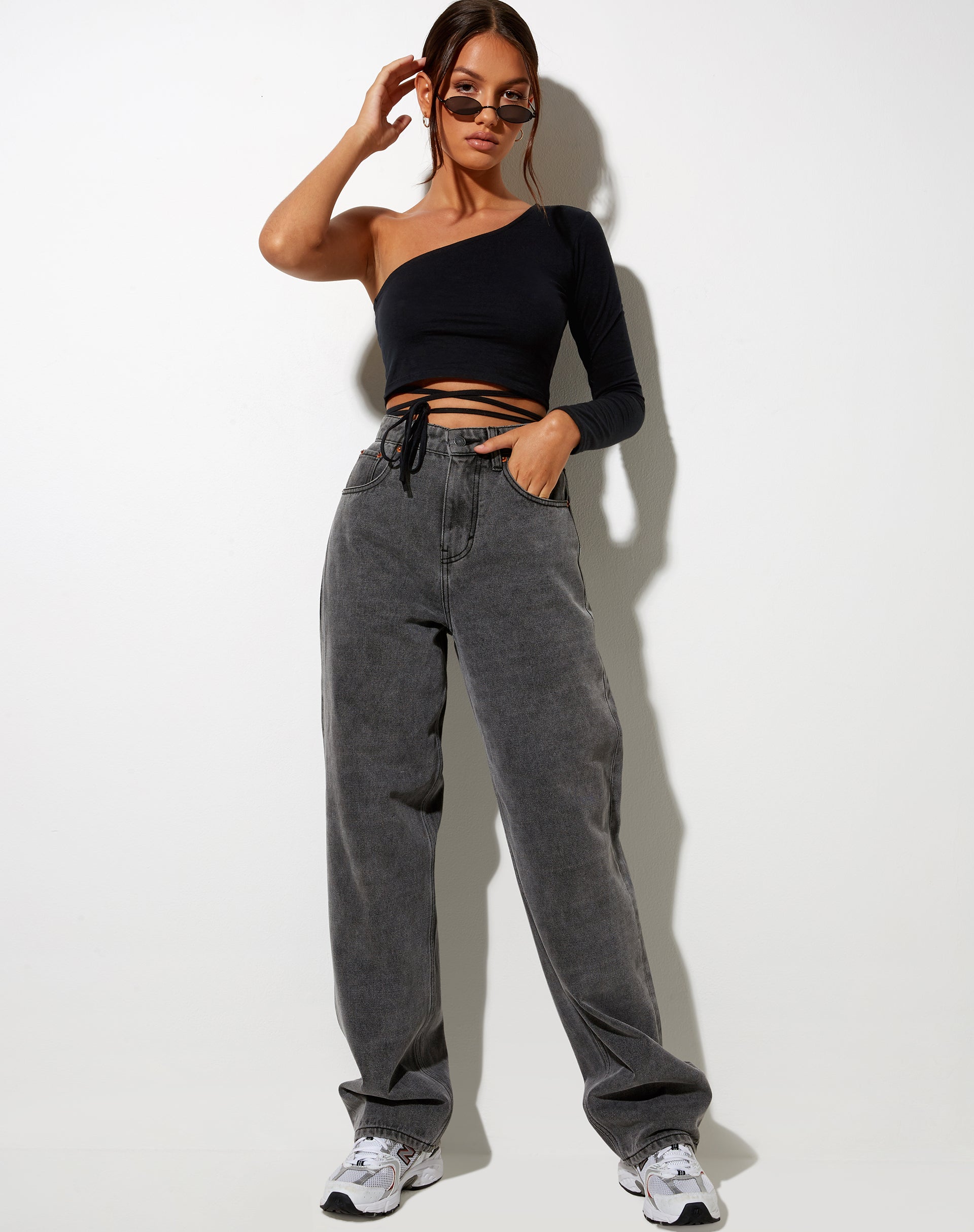 Bild von Mitzi Crop Top in Schwarz