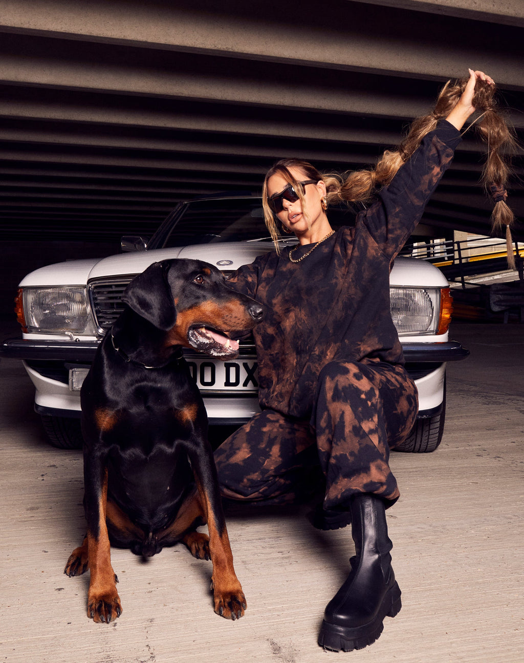 Glo Sweatshirt in Schwarz Rost Tie Dye