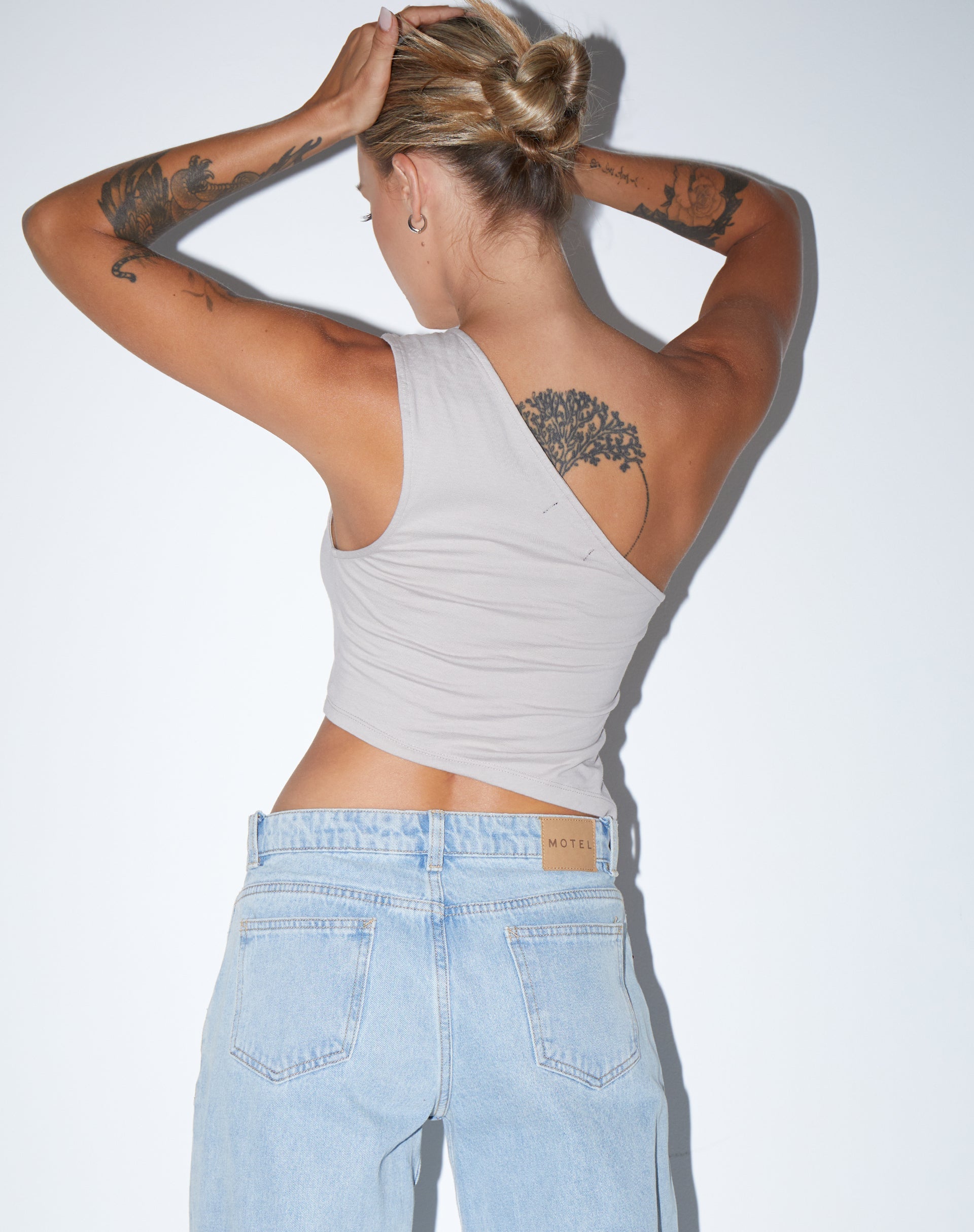 Image von Bayva Crop Top aus Lycra Hafermilch