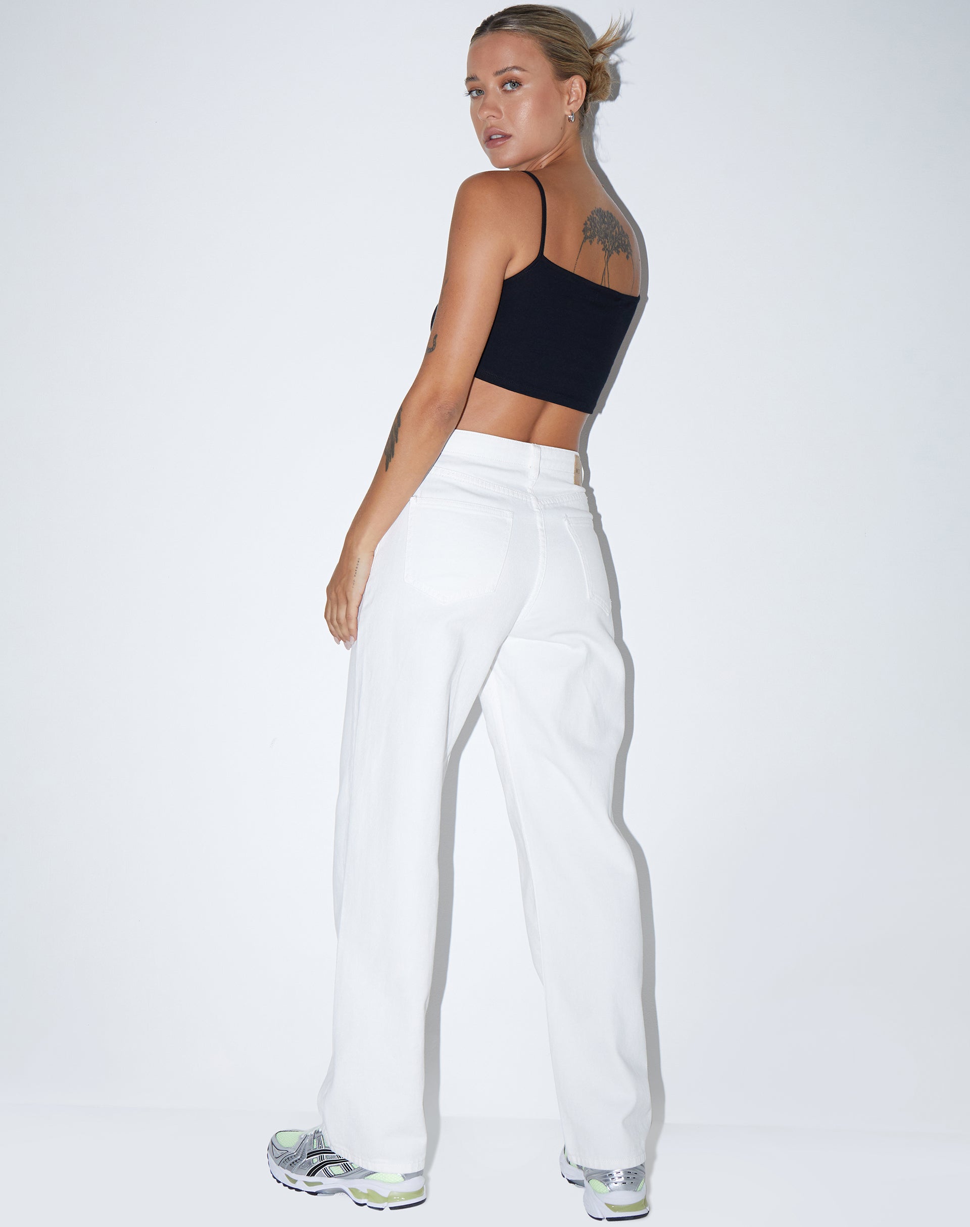 Bild von Keenan Crop Top aus Lycra Schwarz