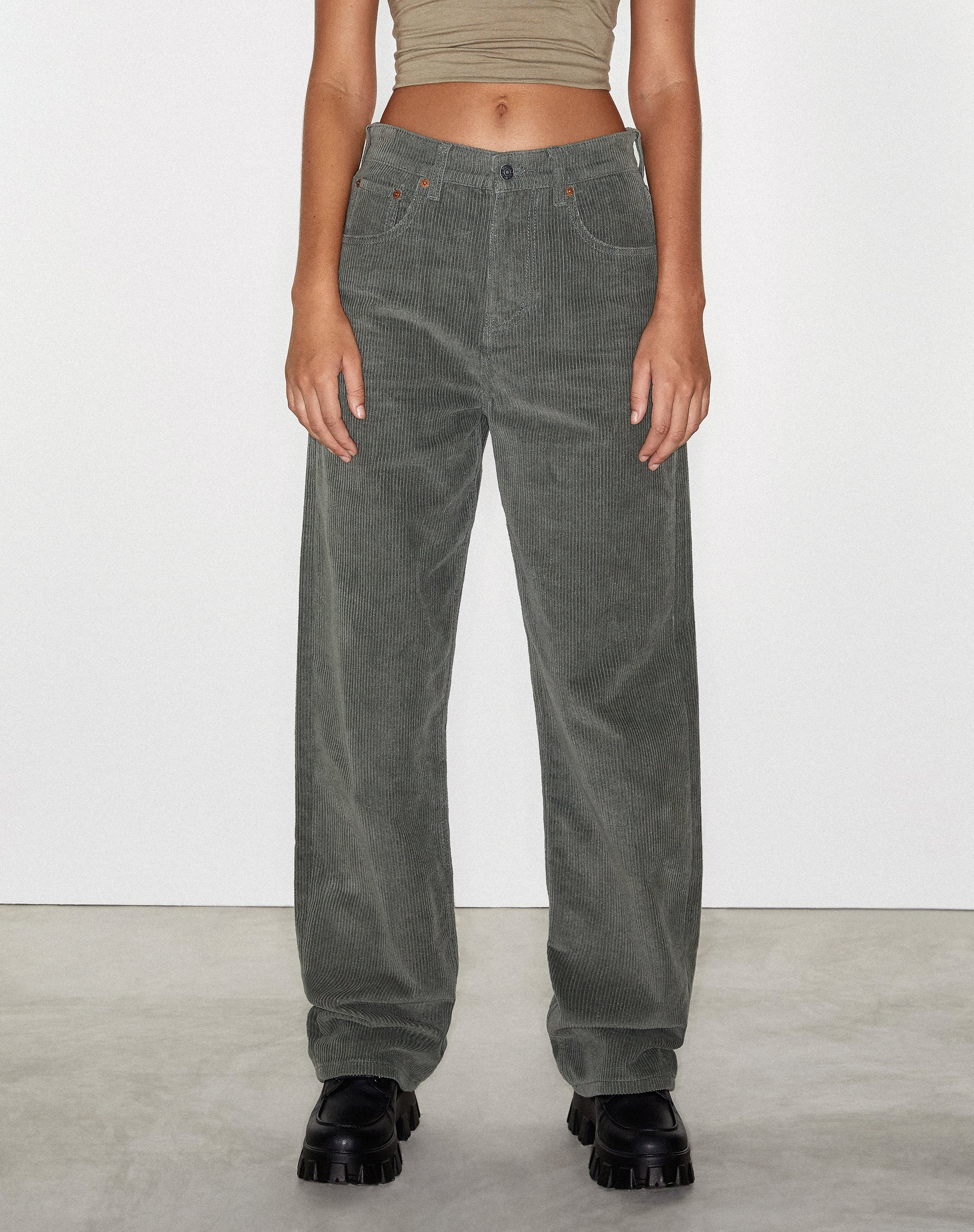Bild von Parallel Jean in Cord Olive