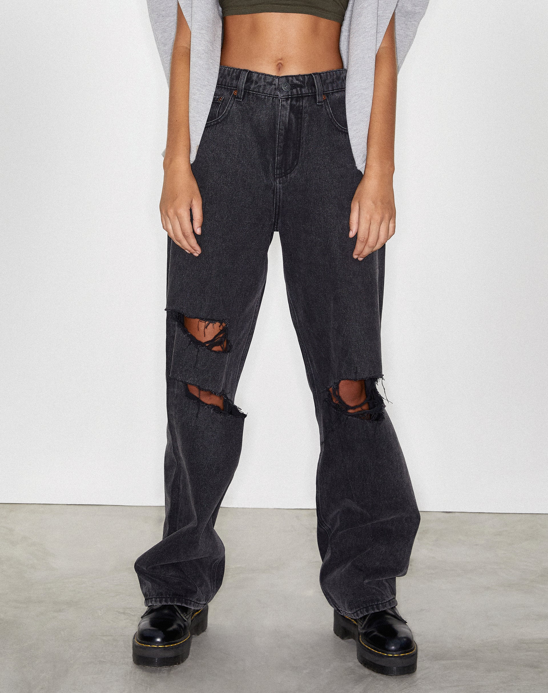 Bild von Rips Parallel Jeans in schwarzer Waschung