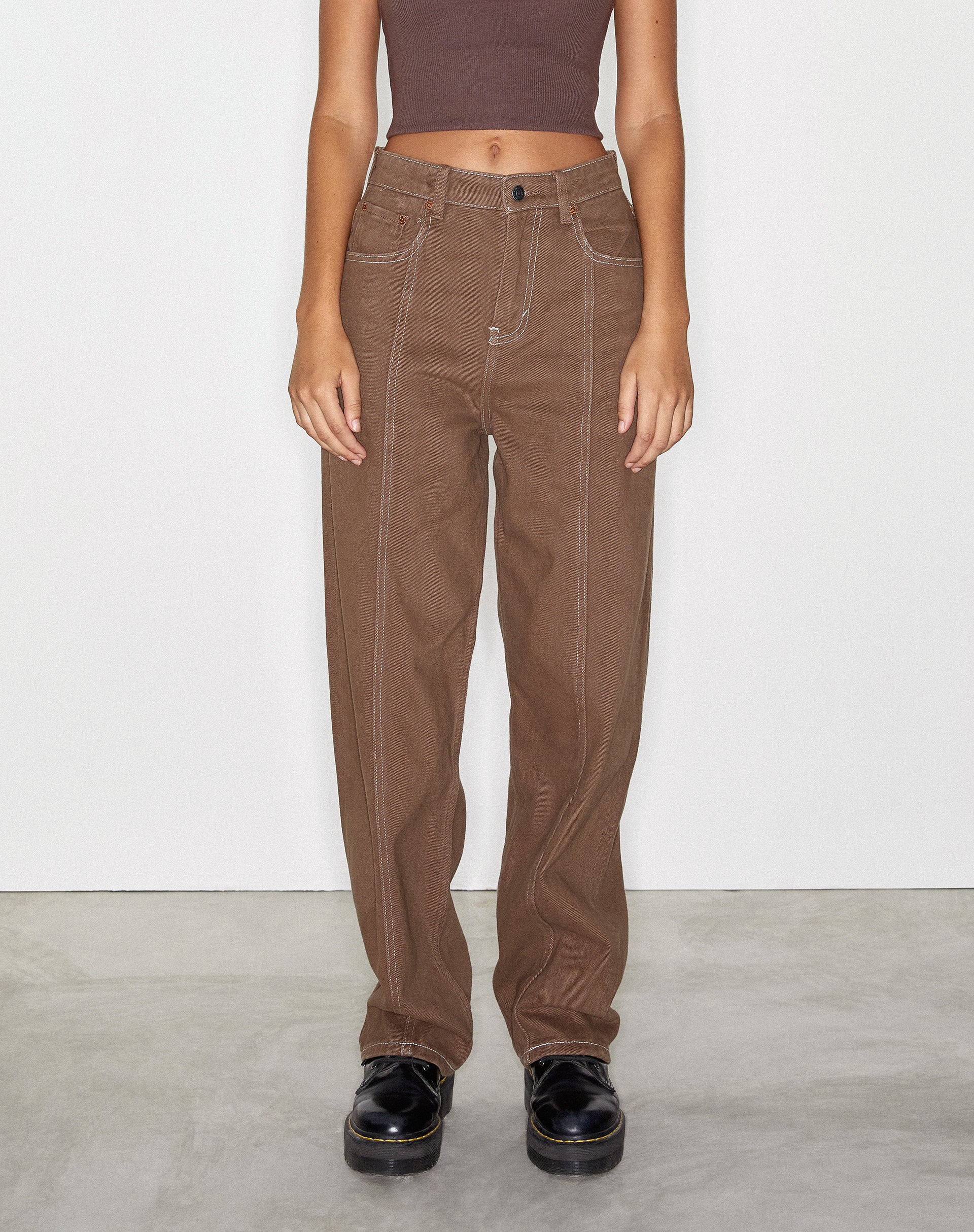 Bild von Seam Parallel Jeans in Rich Brown