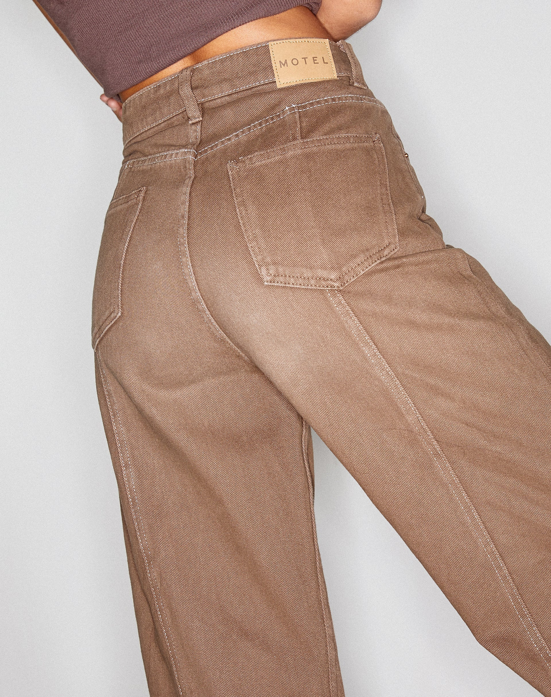 Bild von Seam Parallel Jeans in Rich Brown