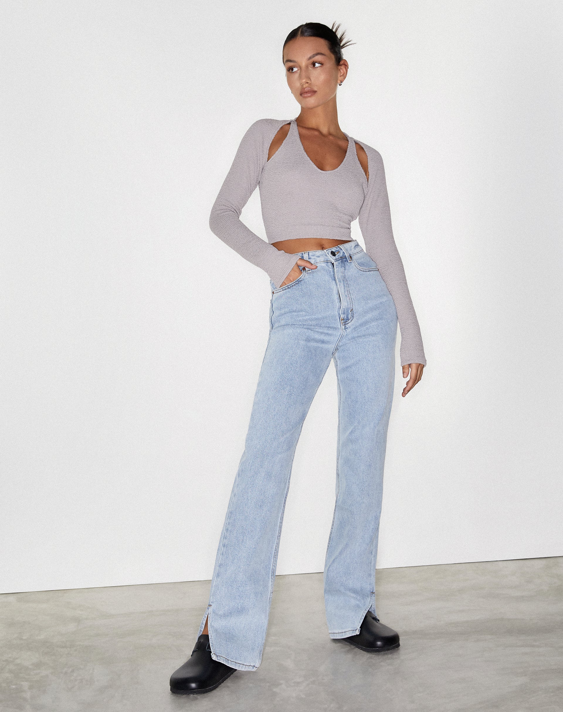 Bild von Straight Leg Jeans in Light Wash Blue