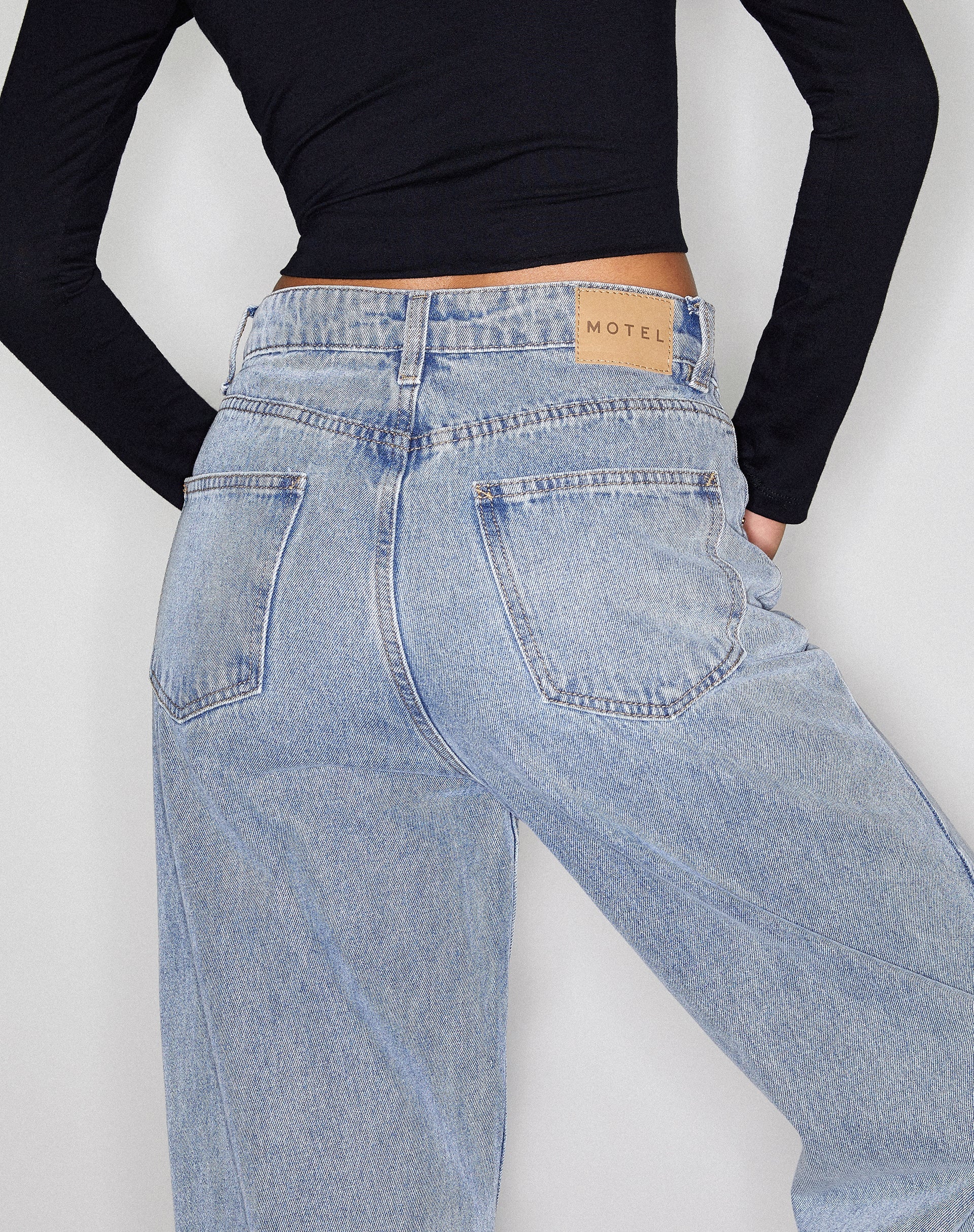 Bild der Rips Parallel Jean in Light Wash