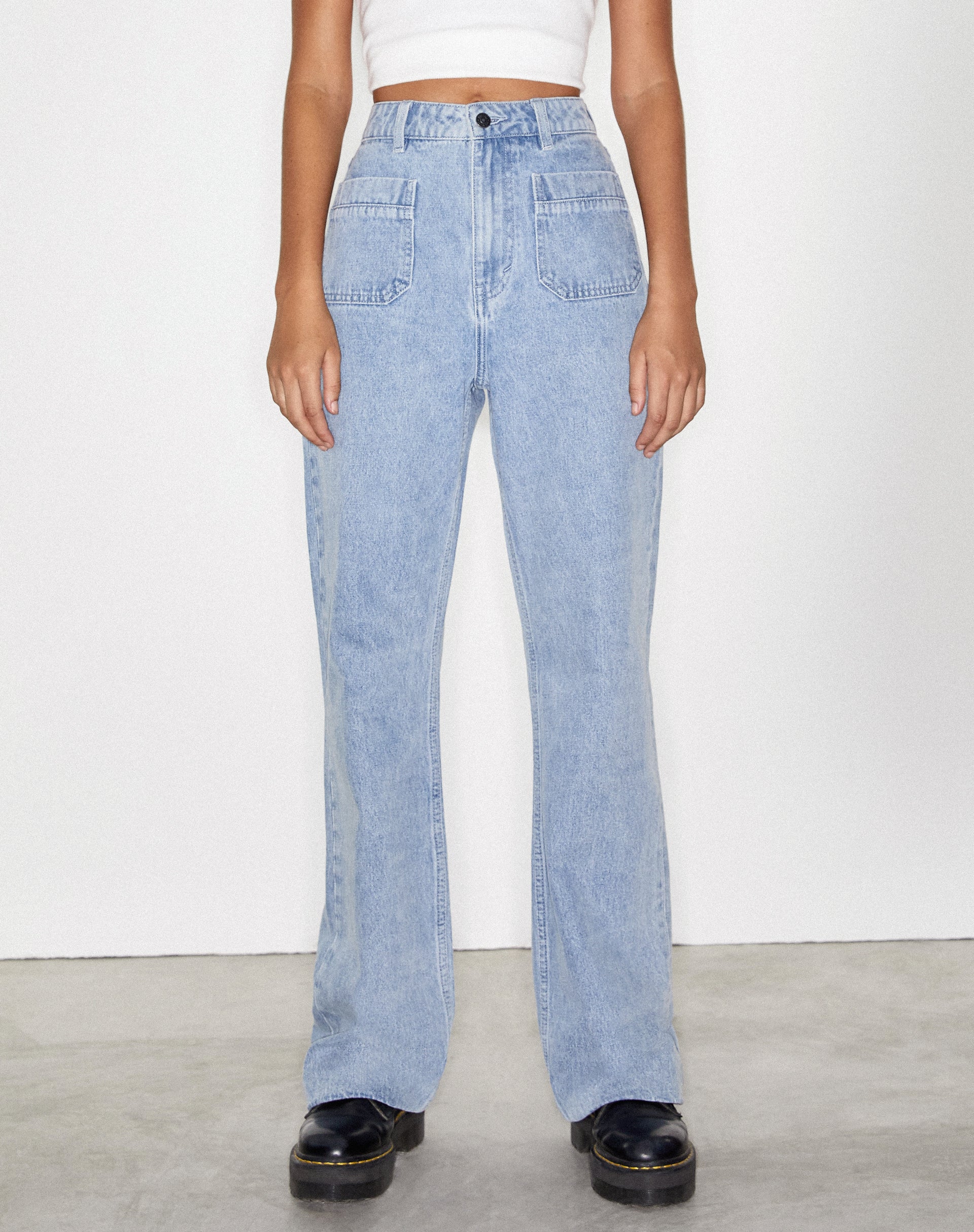 Image der Retro Pocket Flare Jeans in Super Light Wash