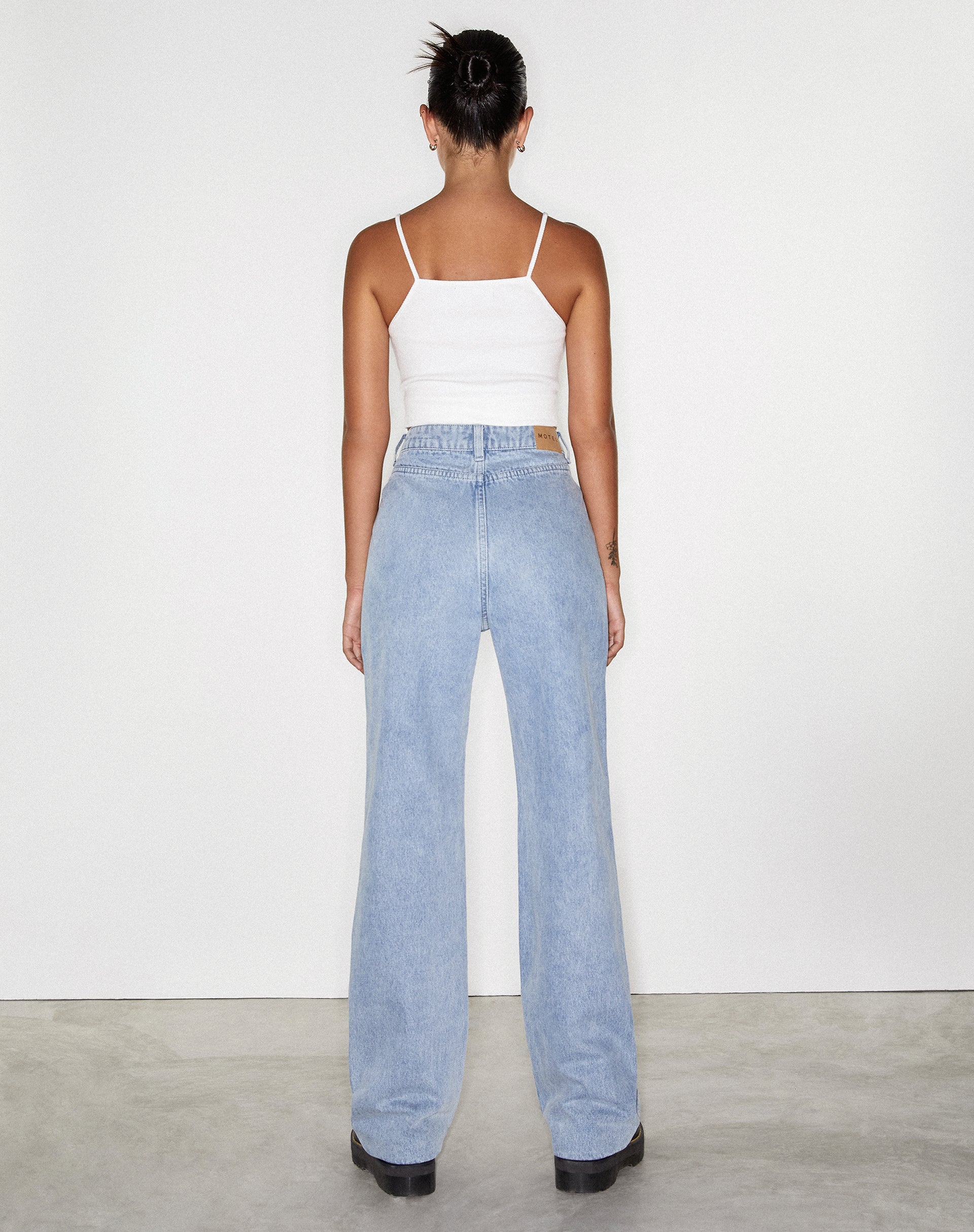 Image der Retro Pocket Flare Jeans in Super Light Wash