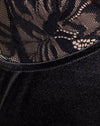 Satin Schwarz mit Spitze