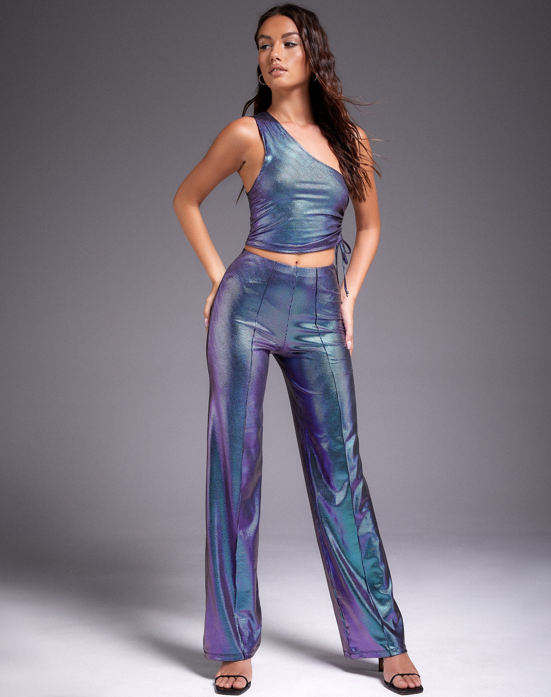 Bild von Rutika Crop Top in holographischem Lila