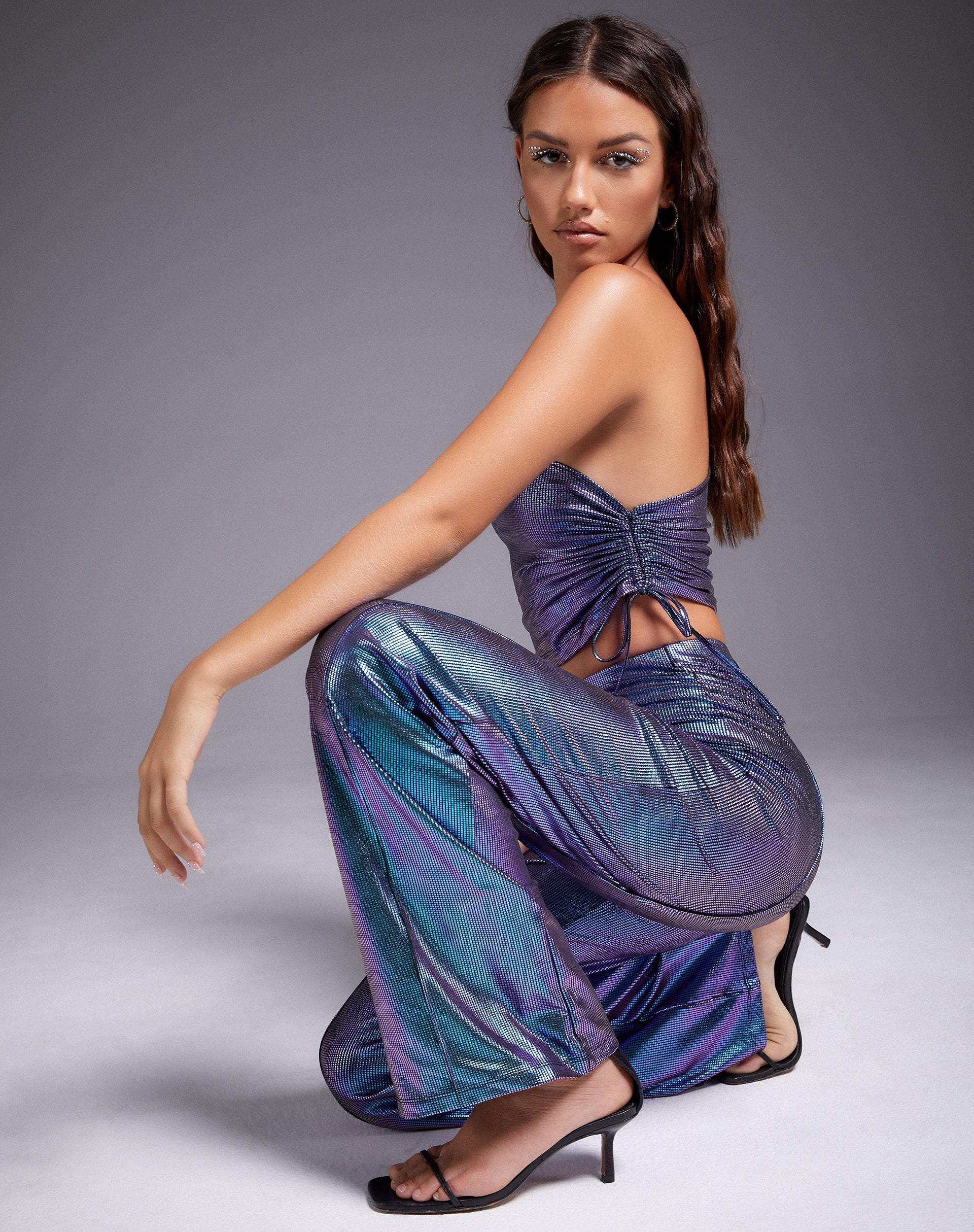 Bild von Rutika Crop Top in holographischem Lila