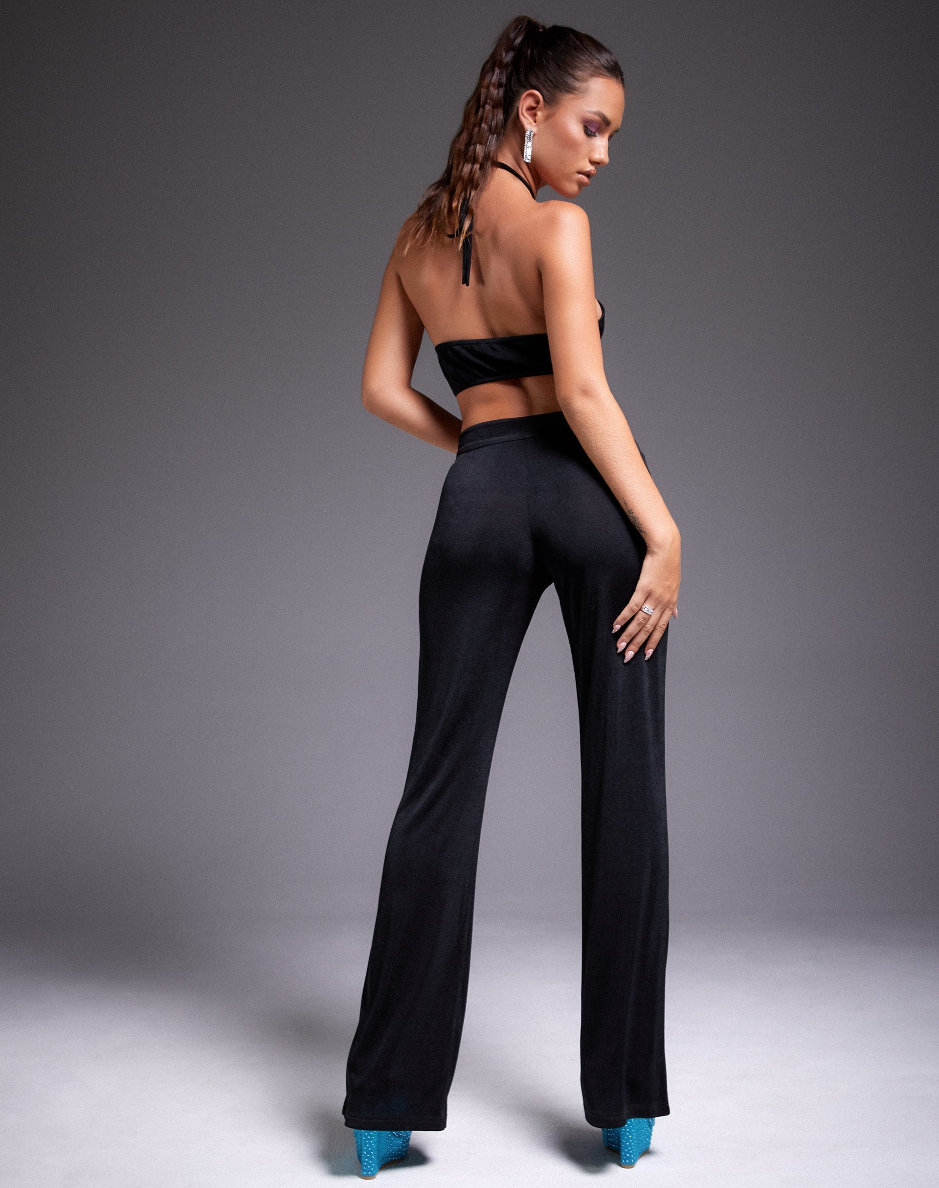 Image of Tarava Hose aus Krepp Schwarz Hotfix Diamante