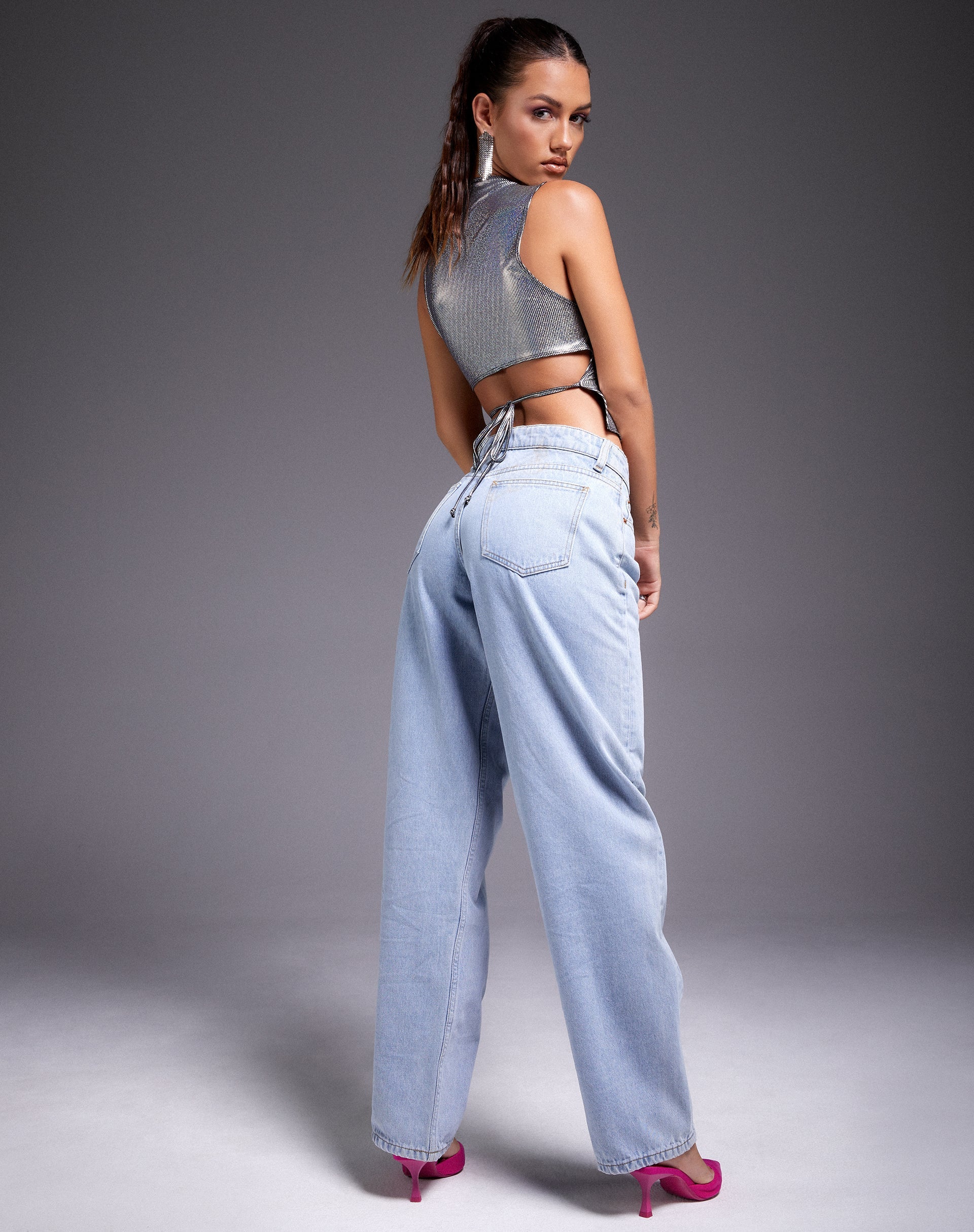 Bild von Bashu Top in holographischem Silber