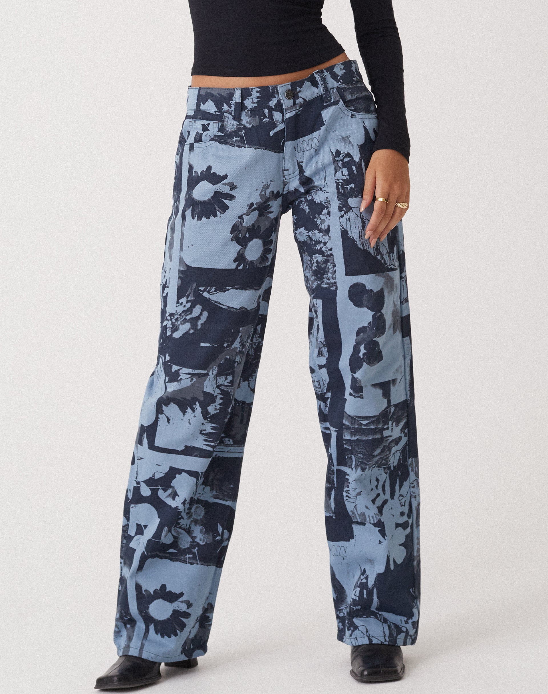 Bild von MOTEL X OLIVIA NEILL Low Rise Parallel Jean in Photo Collage Blau