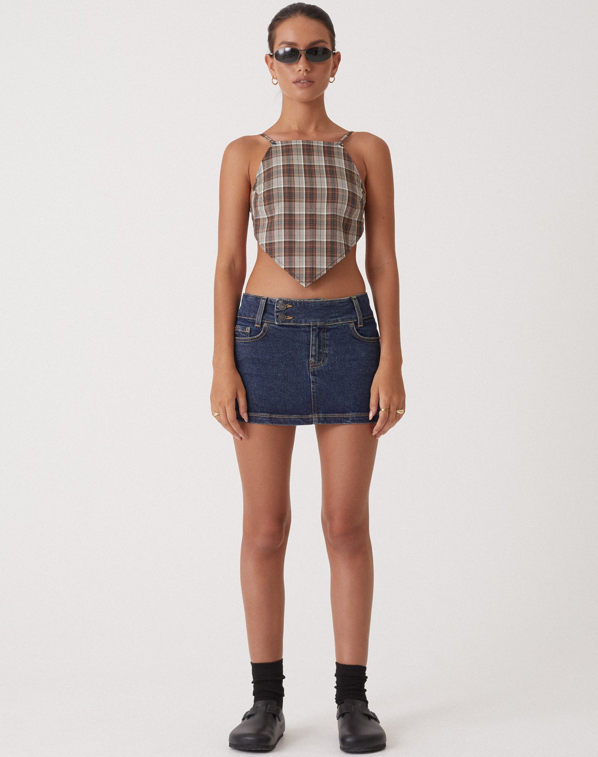 Bild von Motel X Olivia Neill Wibi Top in Check Tan Brown