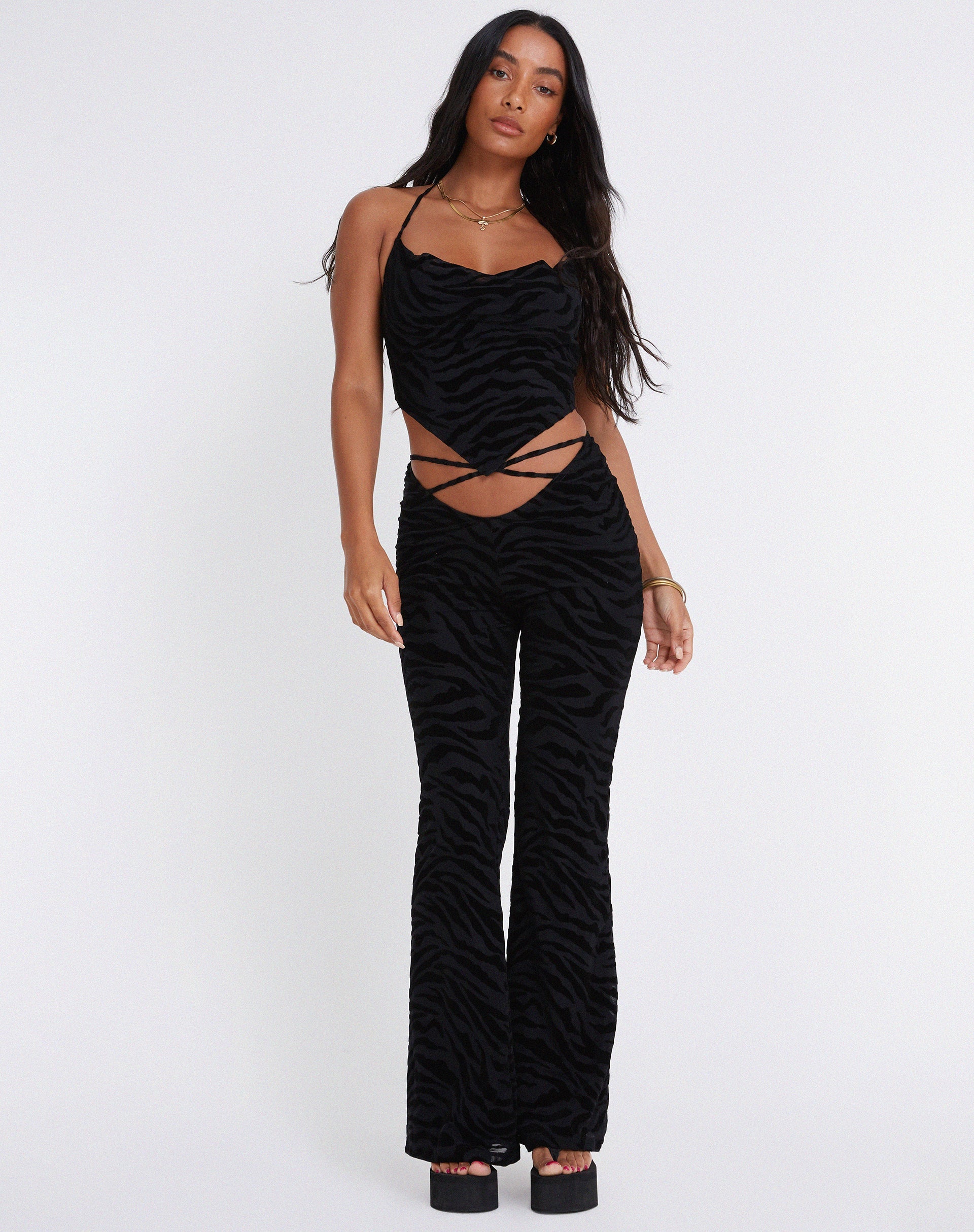 Abbildung der Nancha Flare Trouser in Zebra Flock Black
