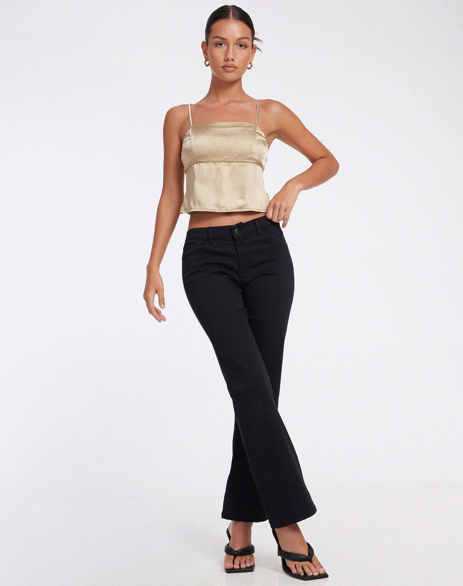Abbildung von Nandina Top in Satin Olive Gold