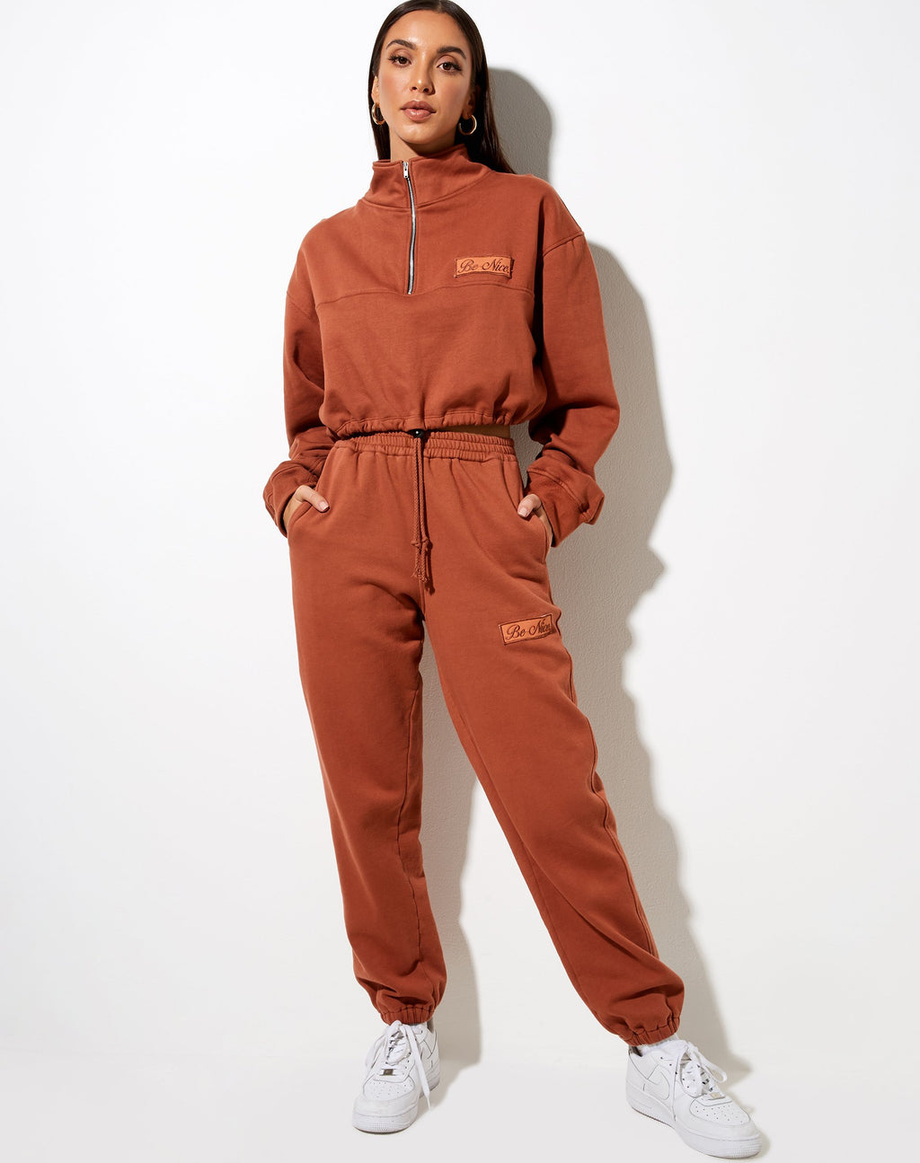 Nar Zip Bungee-Pullover aus gebranntem Ziegelstein 'Be Nice' Label Embro