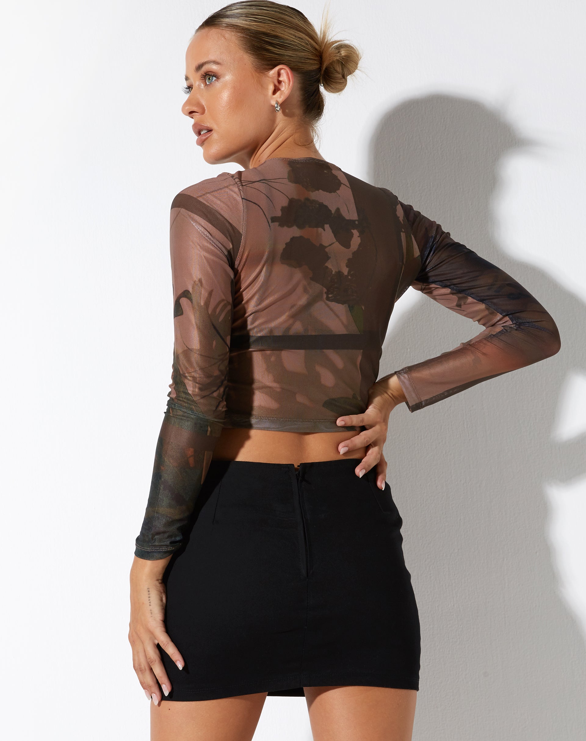 Bild von Narita Crop Top in Foto Braun
