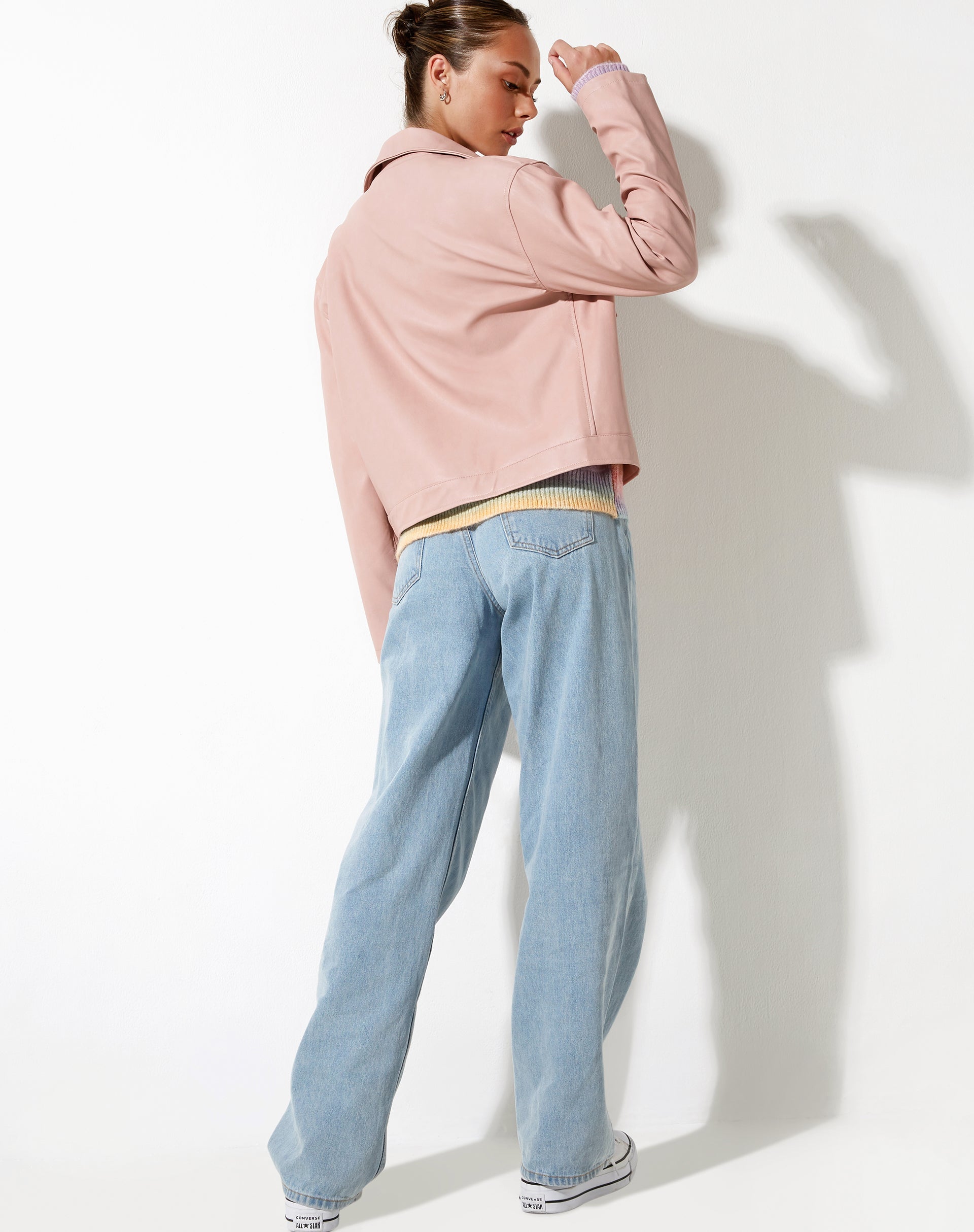 Abbildung der Natara Jacke in PU Soft Pink