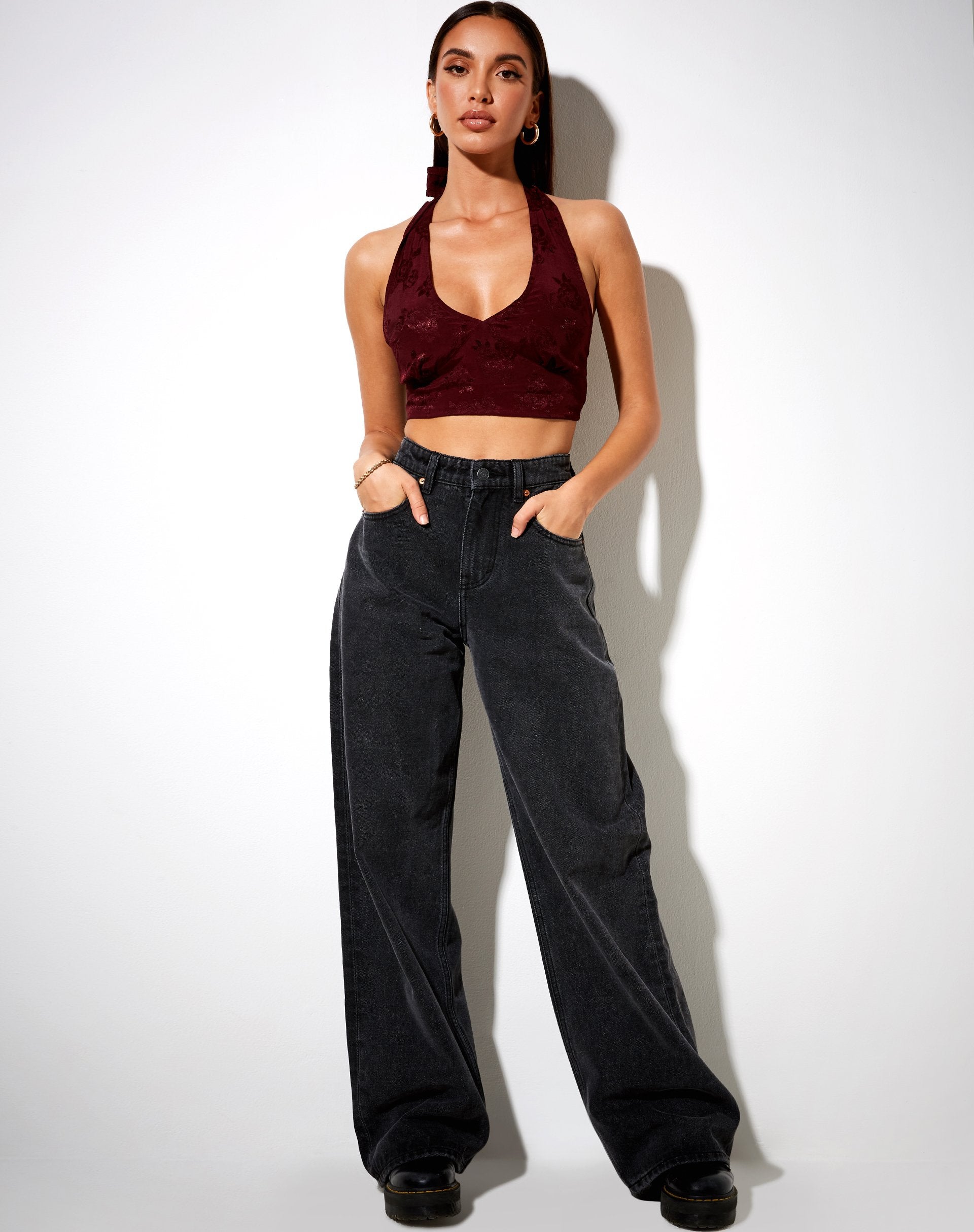 Bild von Naya Crop Top in Satin Rose Burgundy
