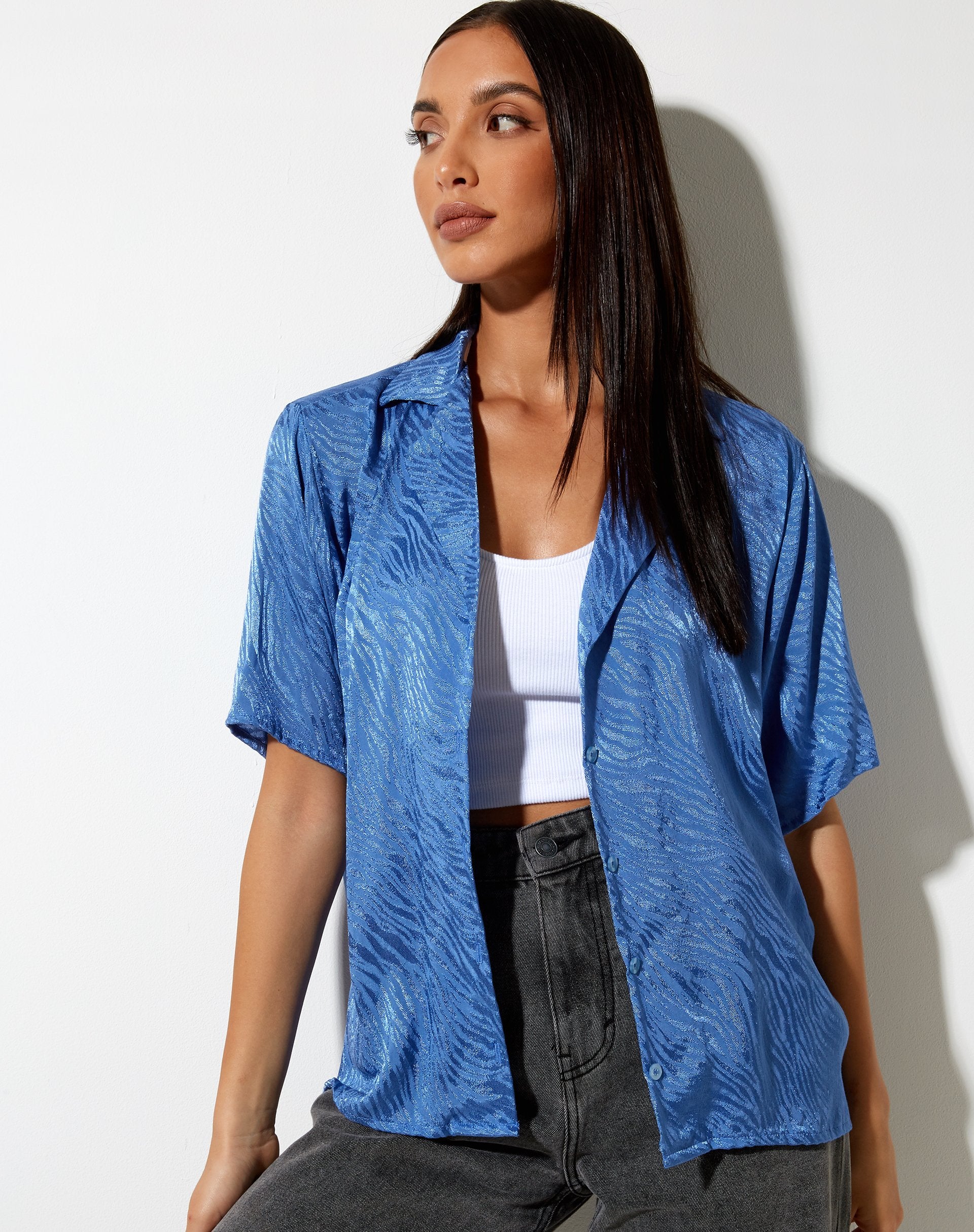 Bild von Nikra Shirt in Satin Zebra Blue Bonnet