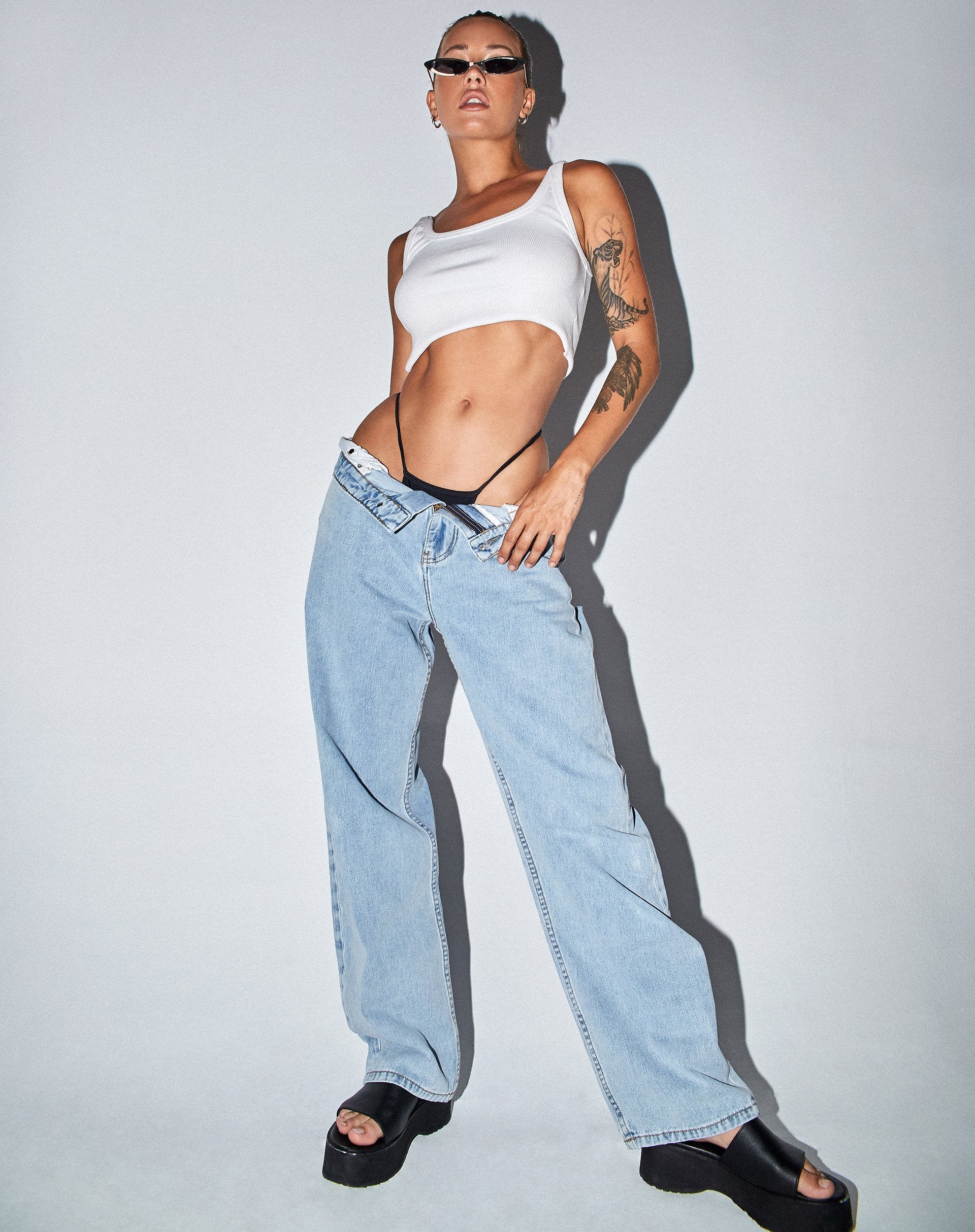 Bild von Bum Rips Parallel Jean in Tonal Light Wash