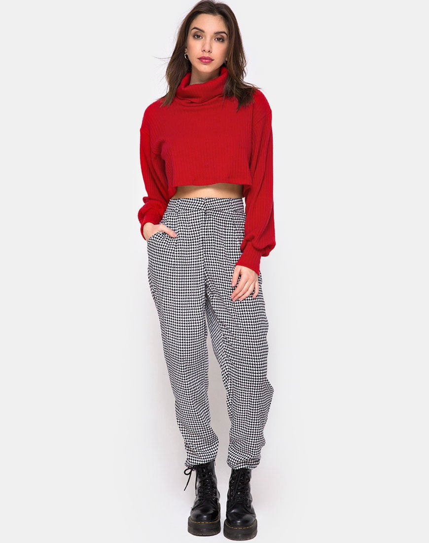 Nizer Pullover mit hohem Halsausschnitt in Rot