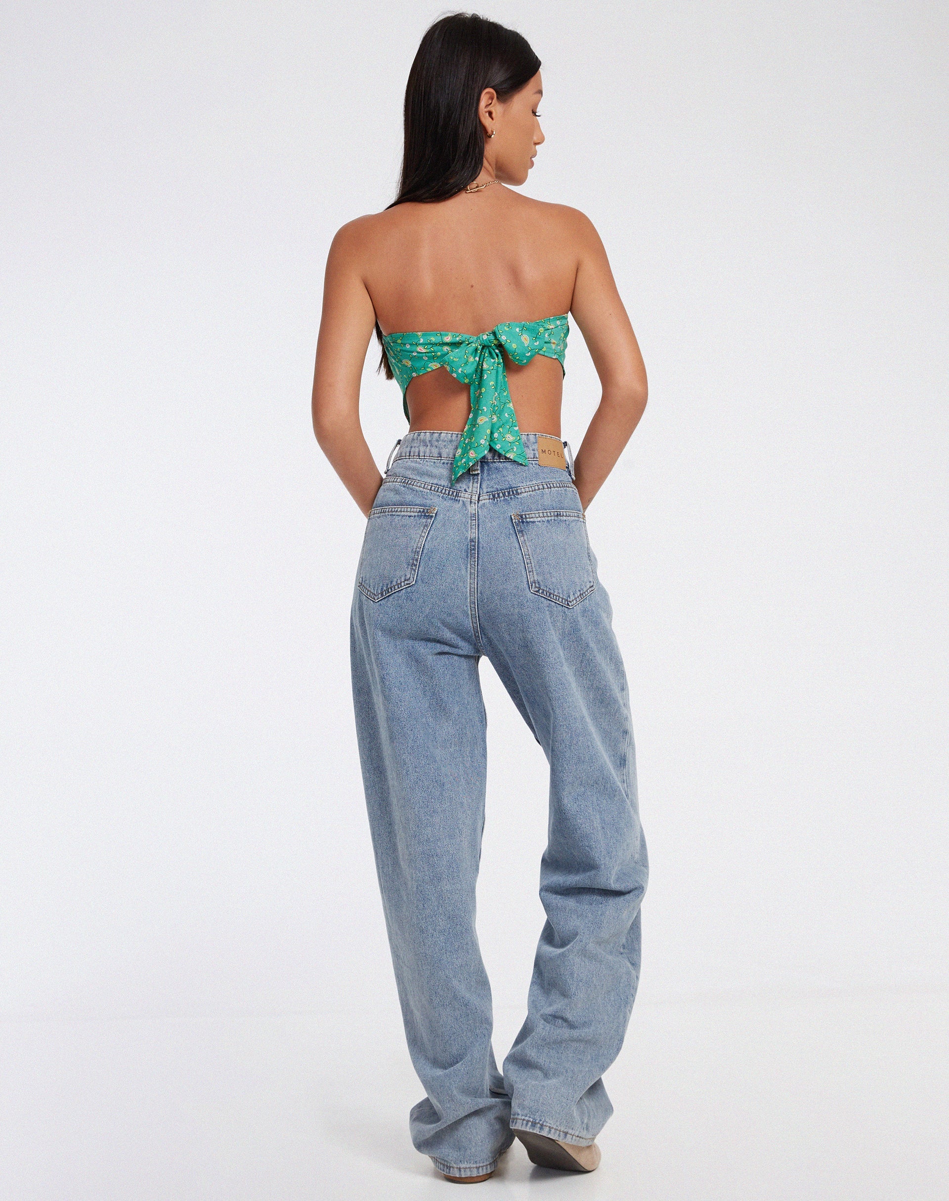Bild von Nolda Crop Top in Paisley Fun Grün