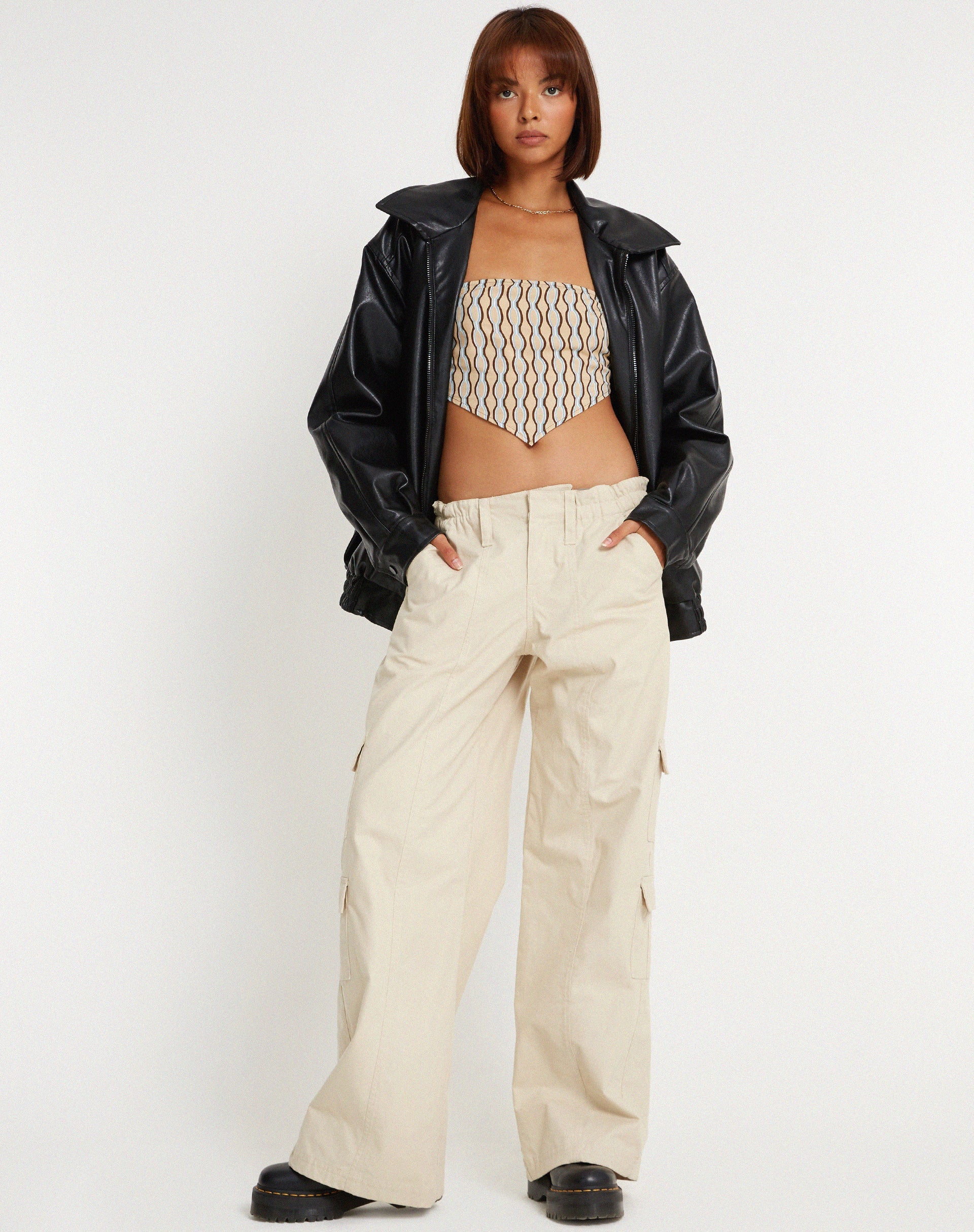 Bild von Nolda Crop Top in Preppy Geo Brown