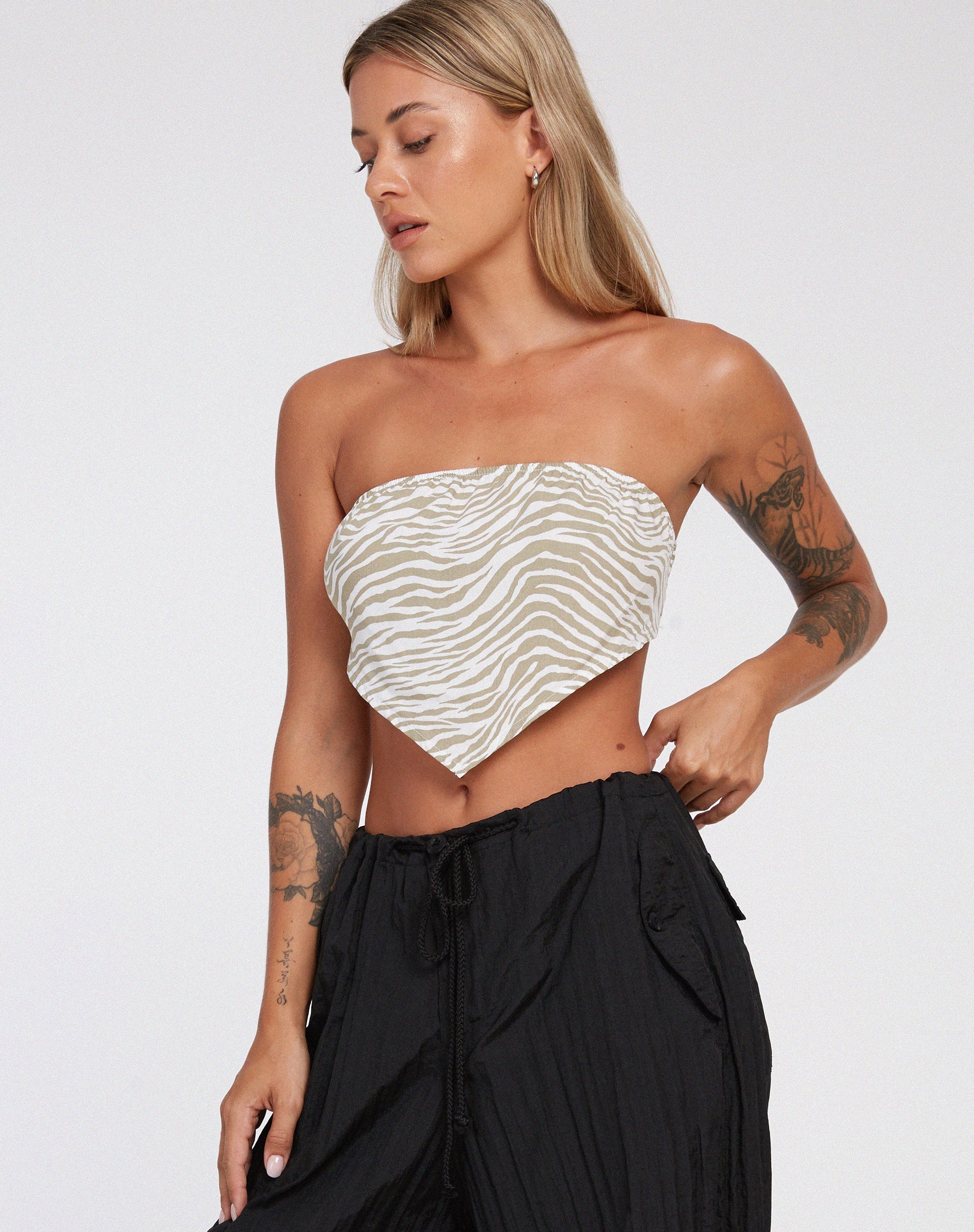 Abbildung von Nolda Crop Top in Tonal Zebra