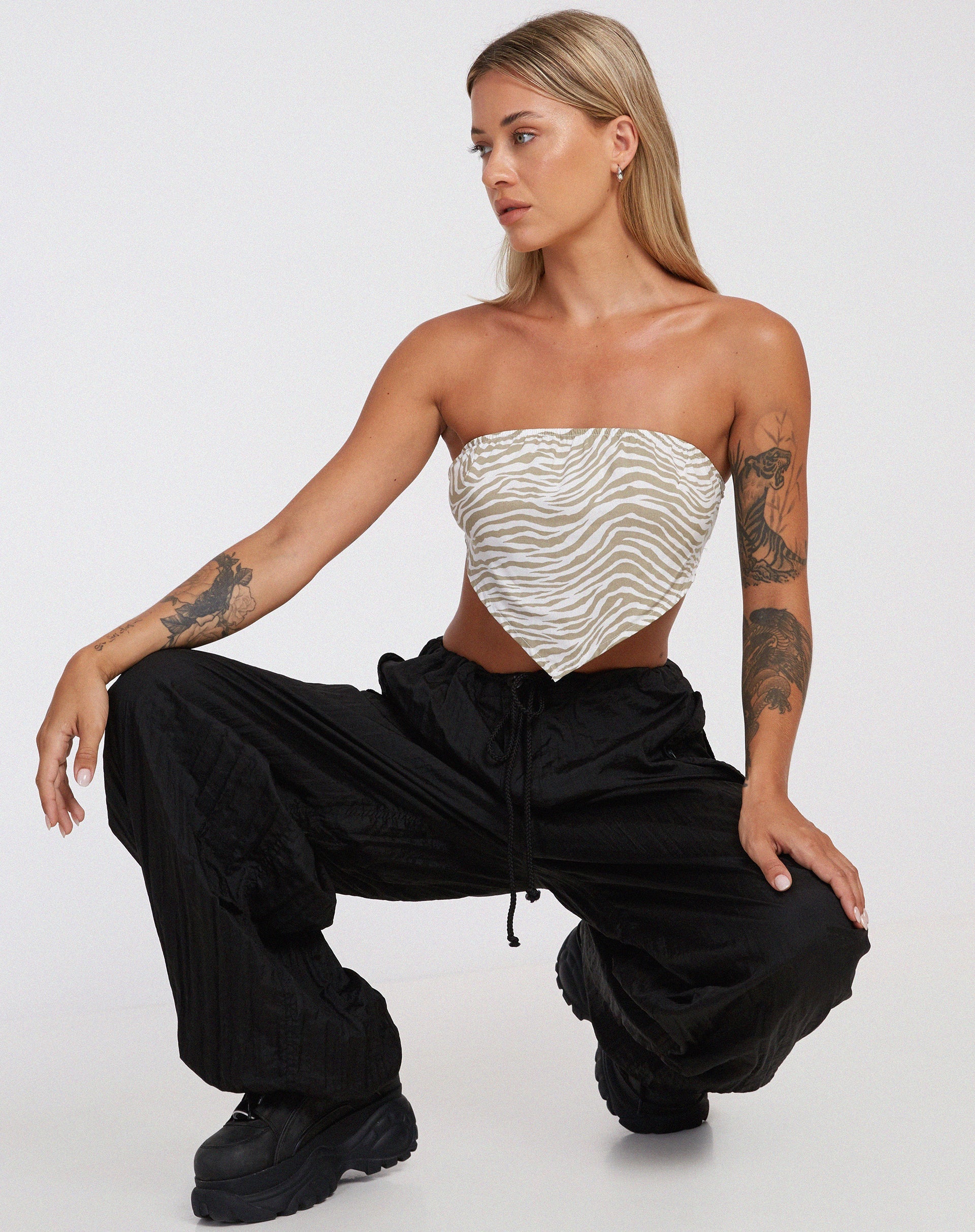 Abbildung von Nolda Crop Top in Tonal Zebra