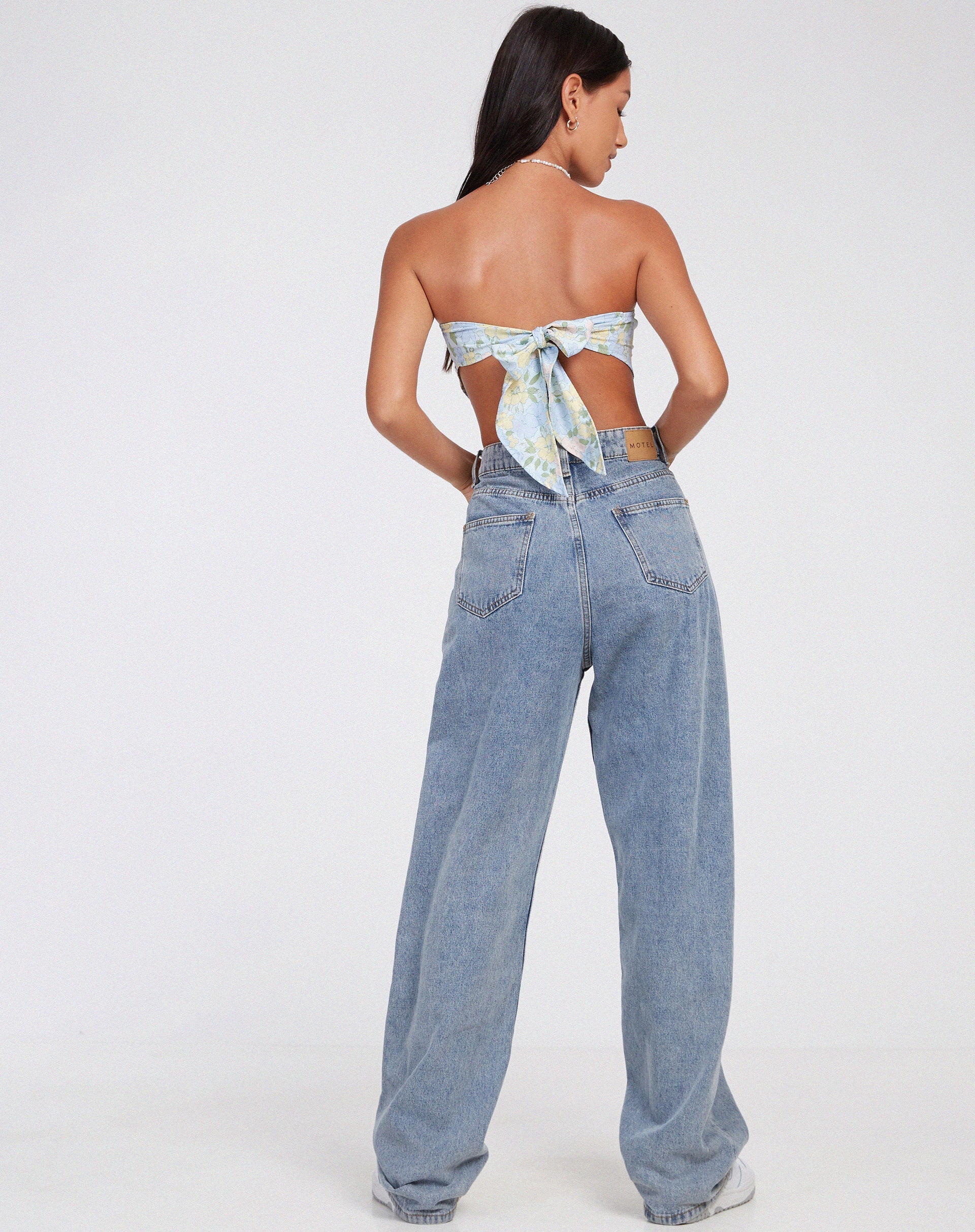 Bild von Nolda Crop Top in Washed Out Pastell Floral