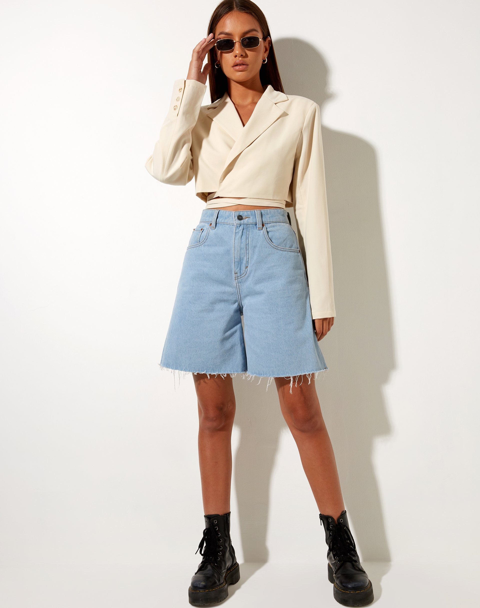 Image von Notus Cropped Blazer in Tailoring Cream