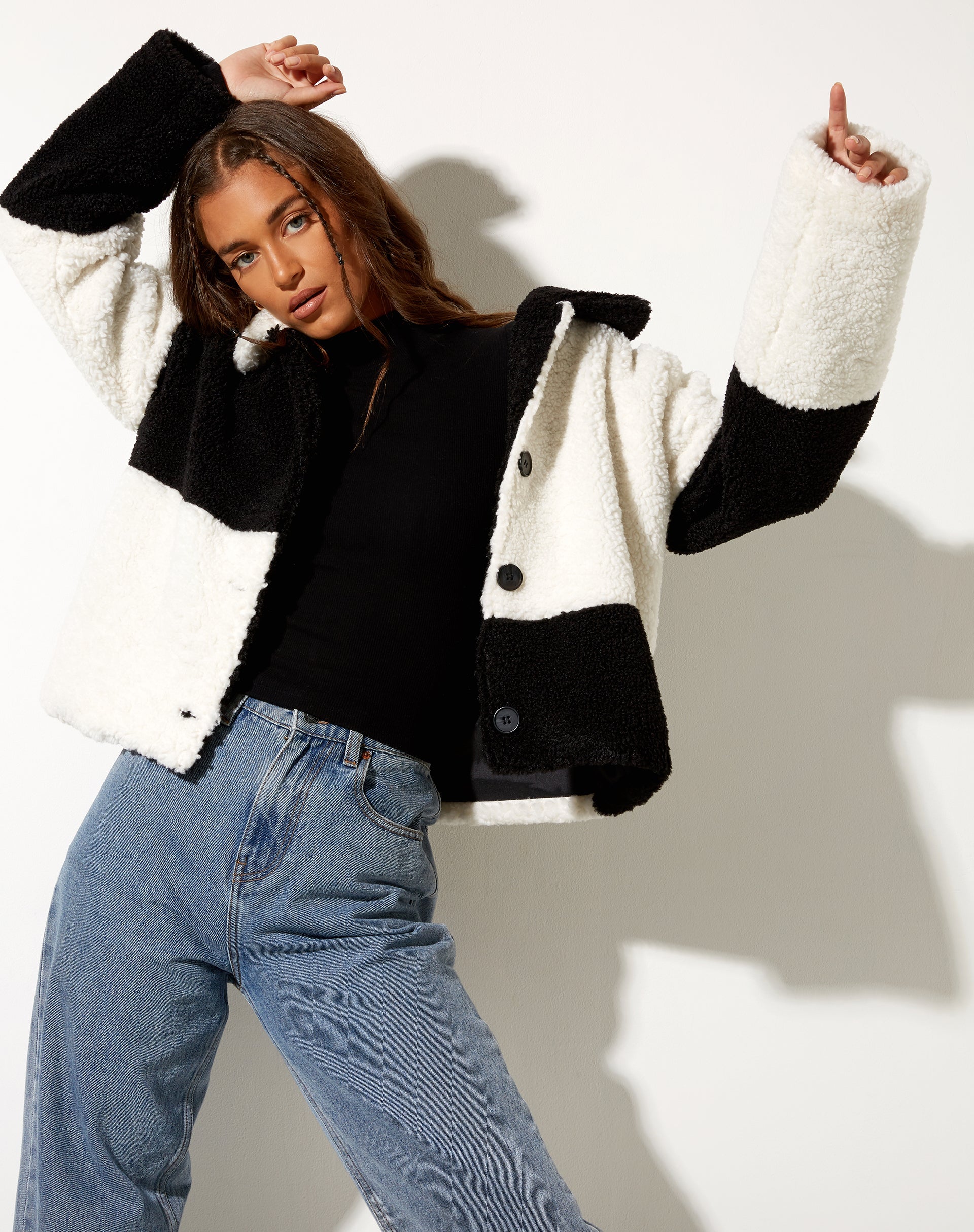 Image of Nuna Jacket in Borg Panelled Schwarz und Weiß
