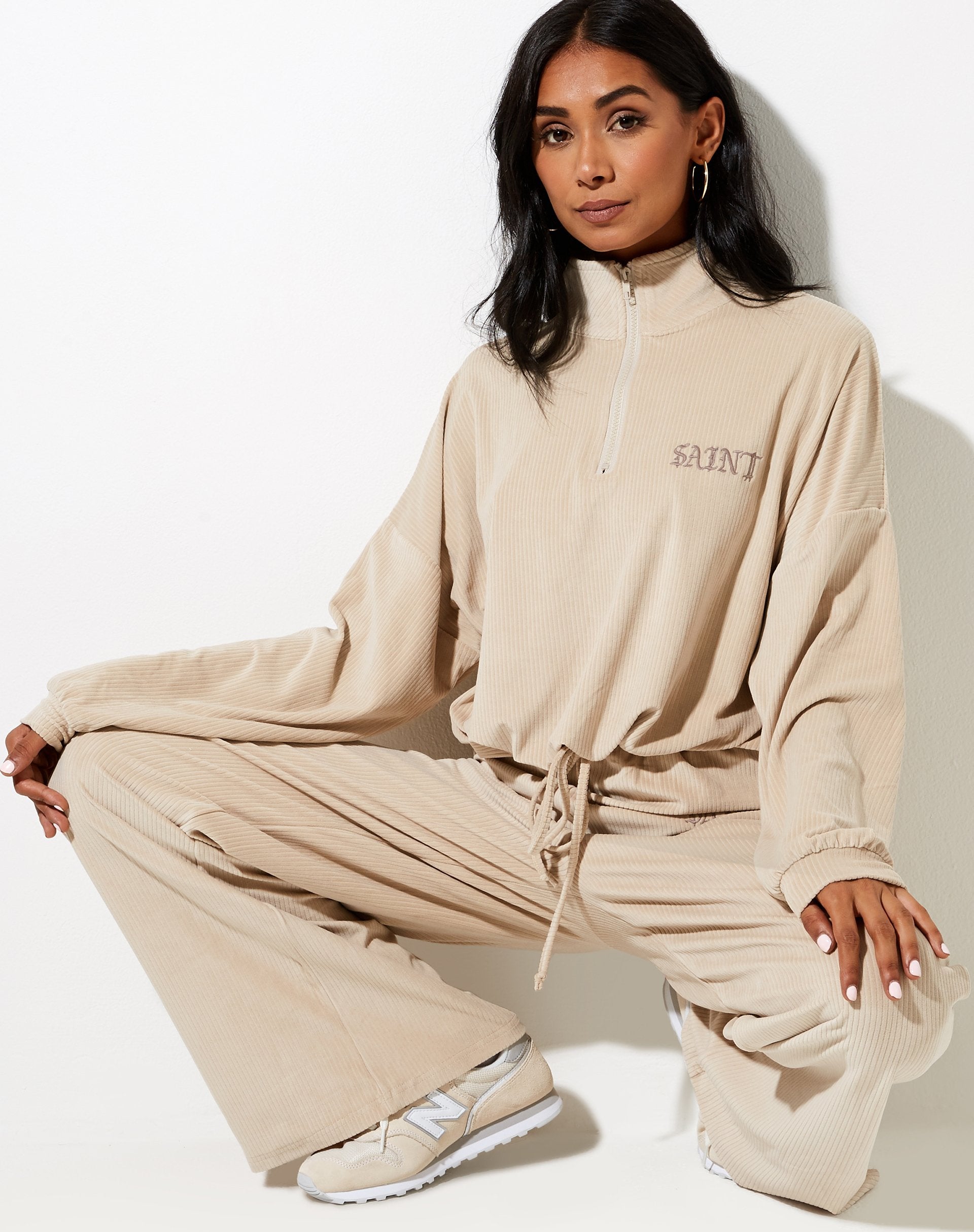 Image of Obeli Hose in neutralem Beige Saint Embro