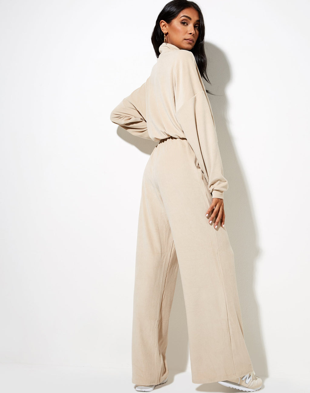 Obeli Hose in neutralem Beige 'Saint' Embro