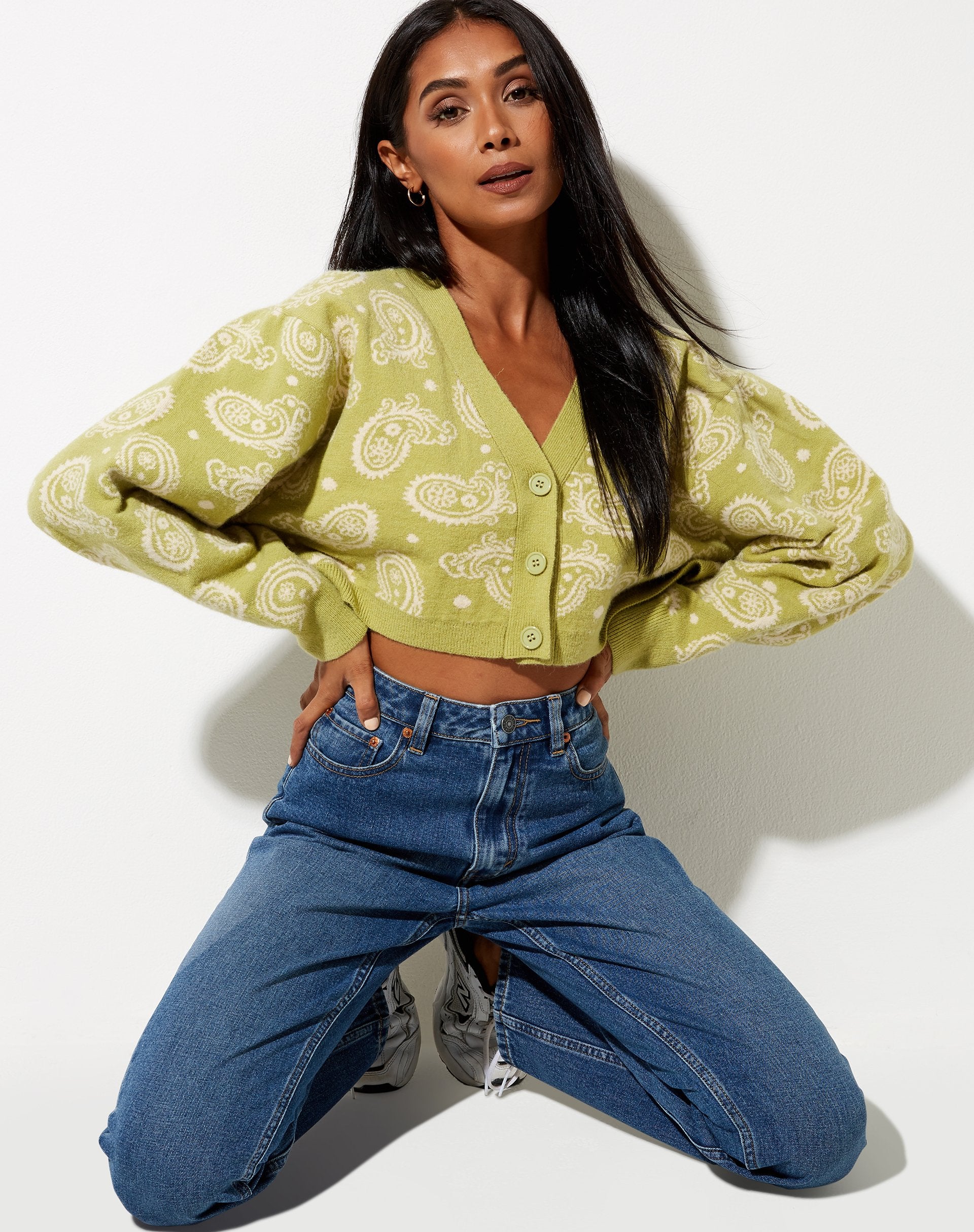 Image of Olina Cropped Cardi aus Strick in Persian Night Sage